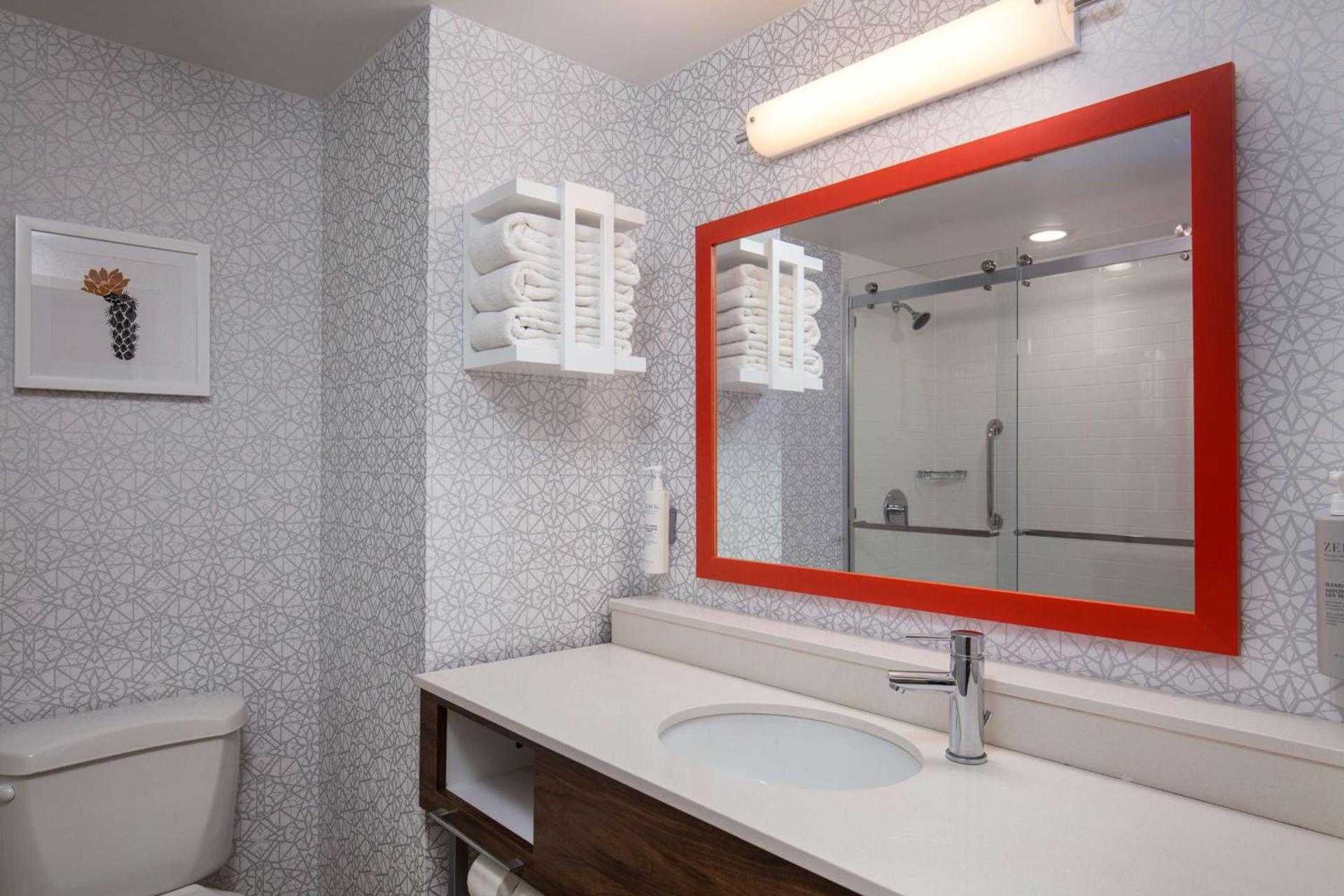 Hampton Inn & Suites El Paso-Airport photo 20