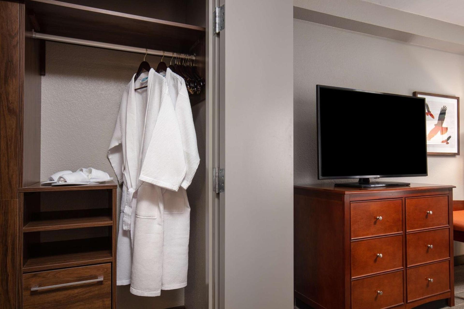Hampton Inn & Suites El Paso-Airport photo 44