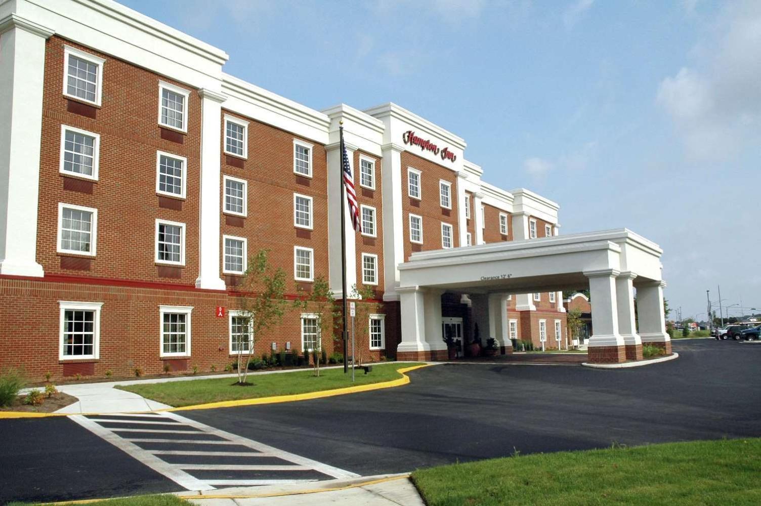 Hampton Inn Easton photo 3
