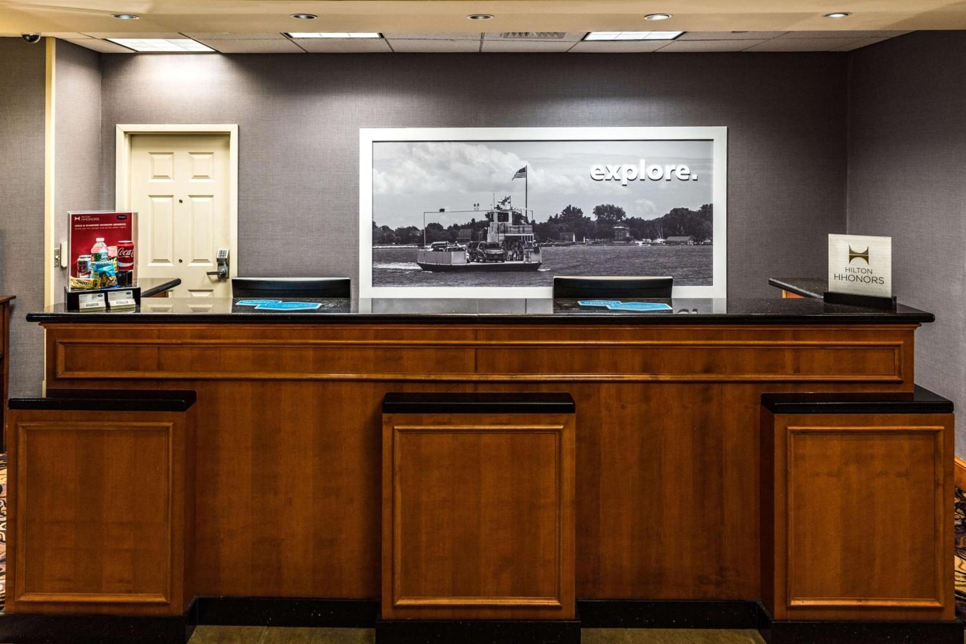 Hampton Inn Easton photo 11