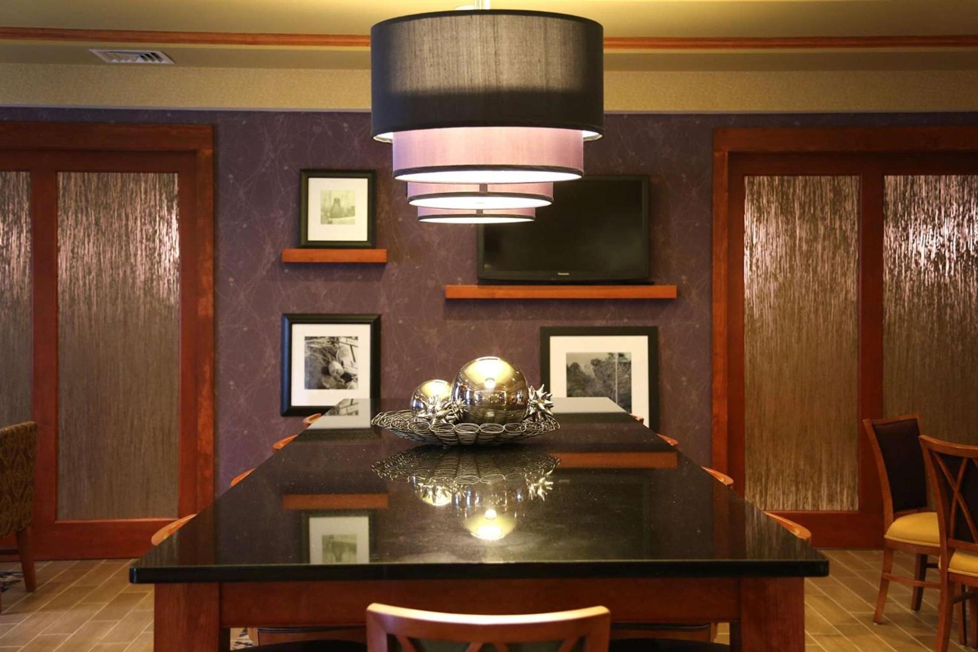 Hampton Inn Easton photo 14