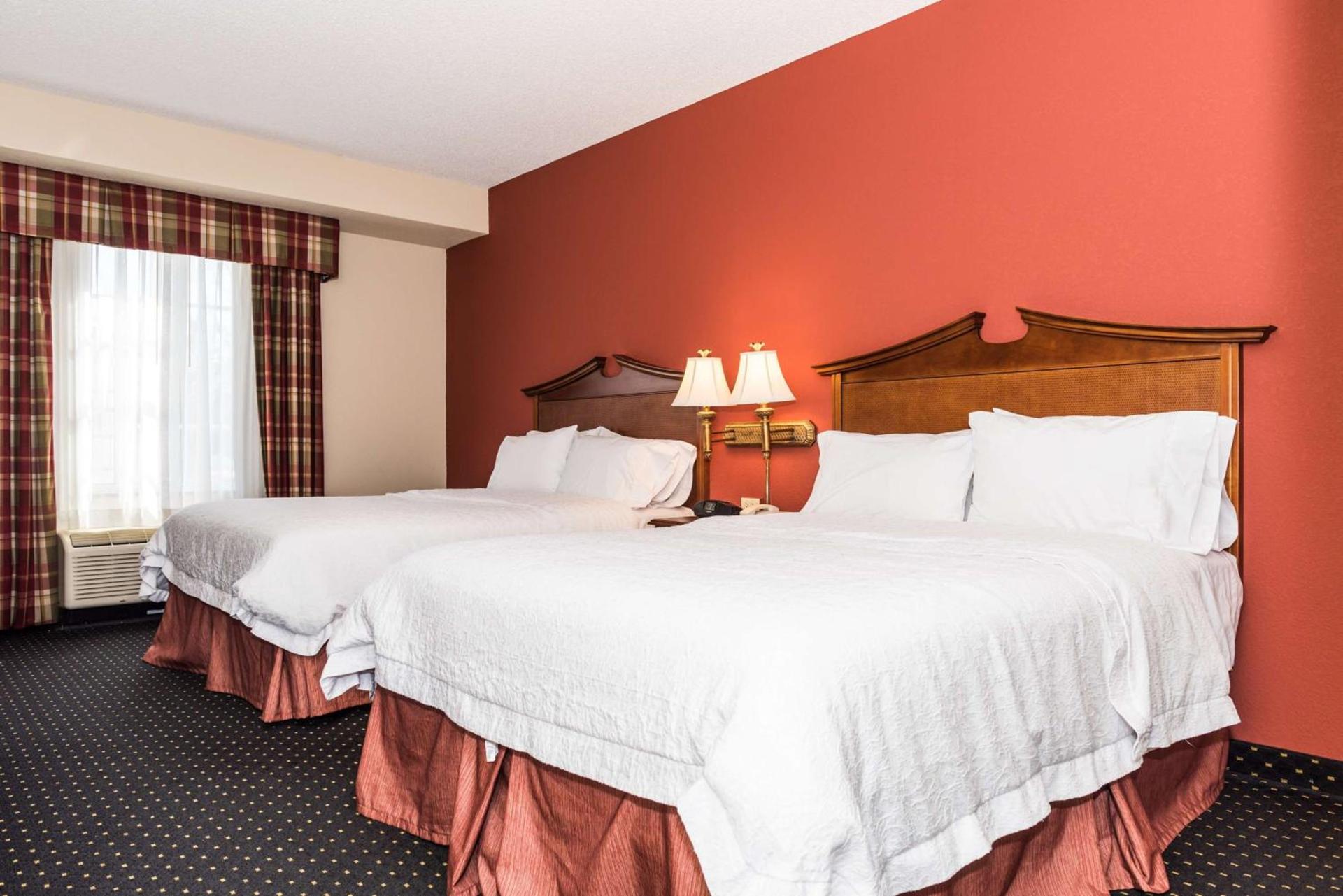 Hampton Inn Easton photo 36