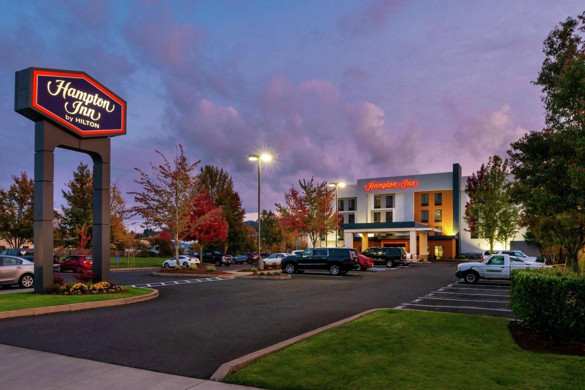 Hampton Inn Eugene photo 4