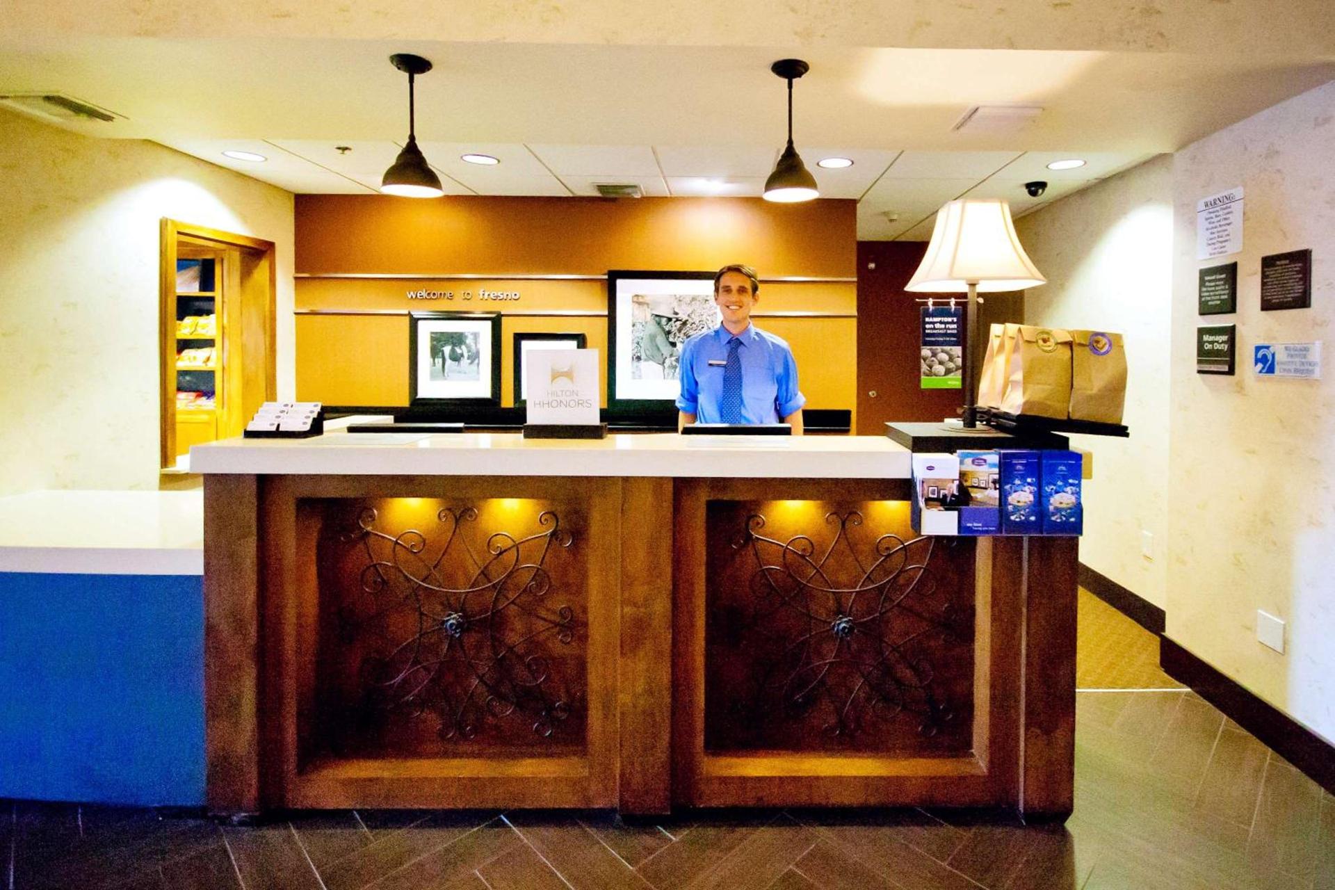 Hampton Inn & Suites Fresno photo 5