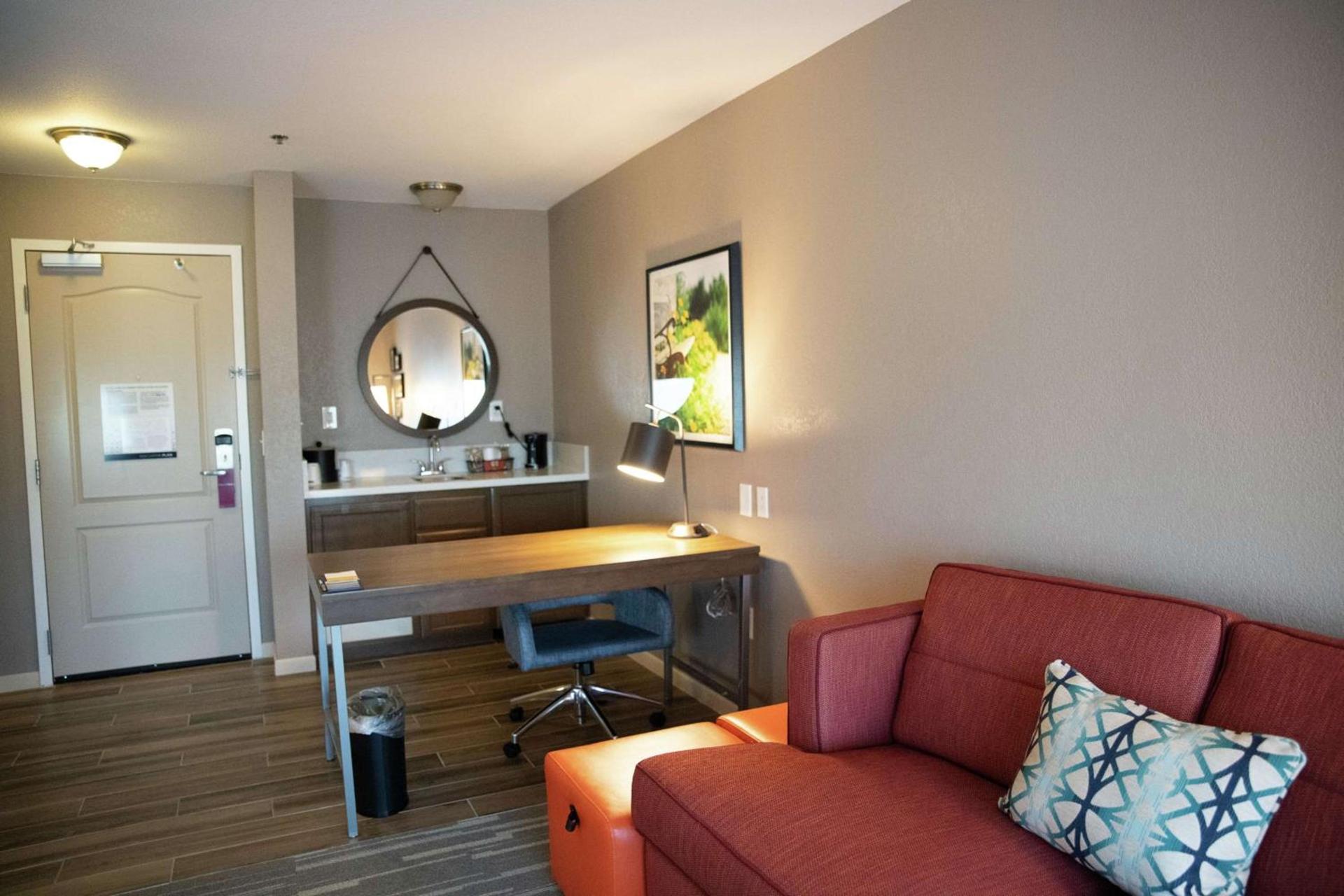 Hampton Inn & Suites Fresno photo 16