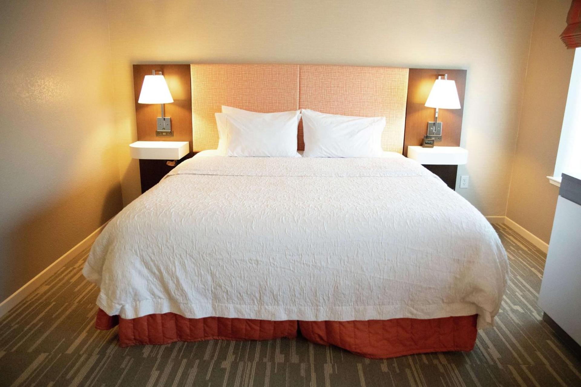 Hampton Inn & Suites Fresno photo 22