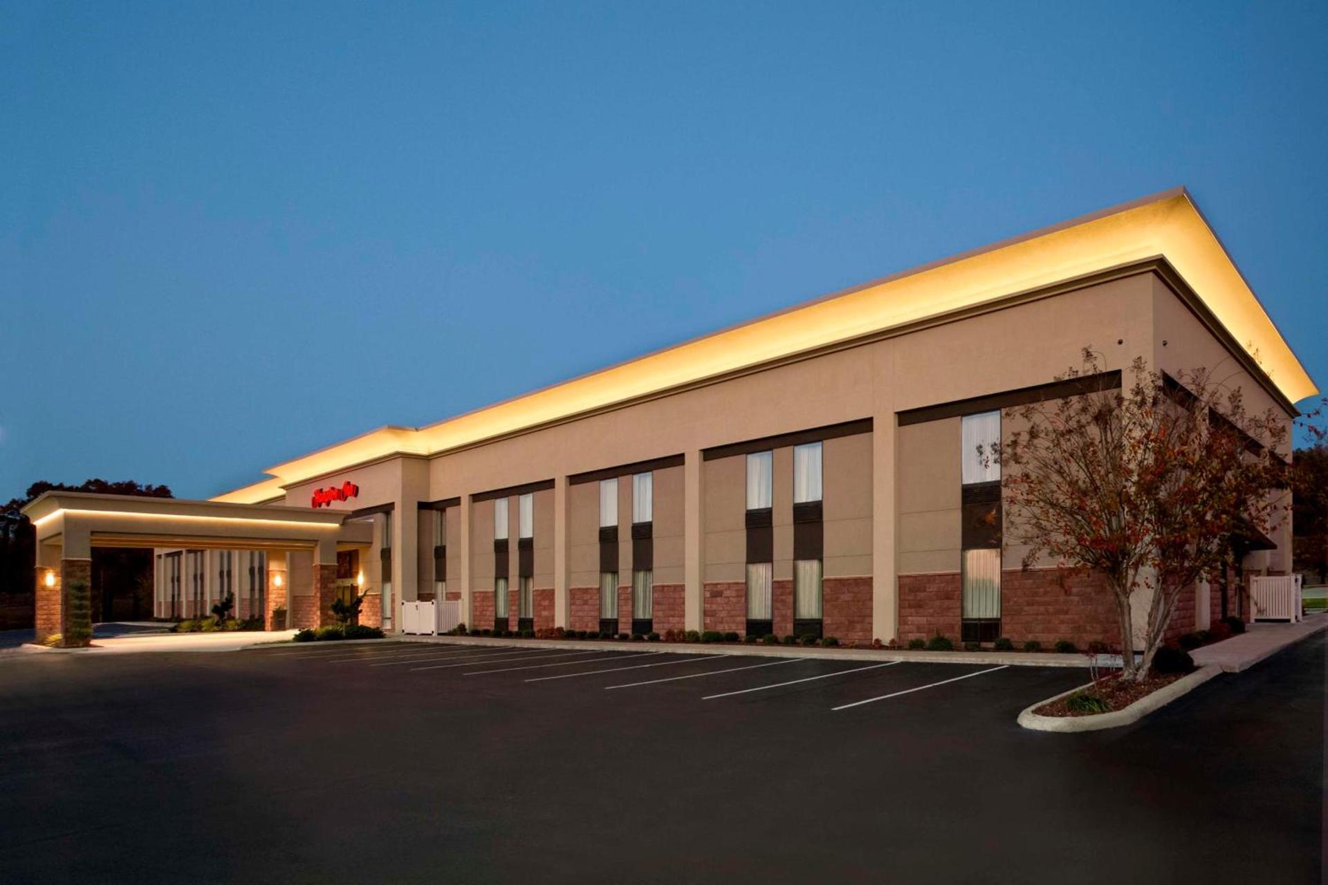 Hampton Inn Forrest City photo 2