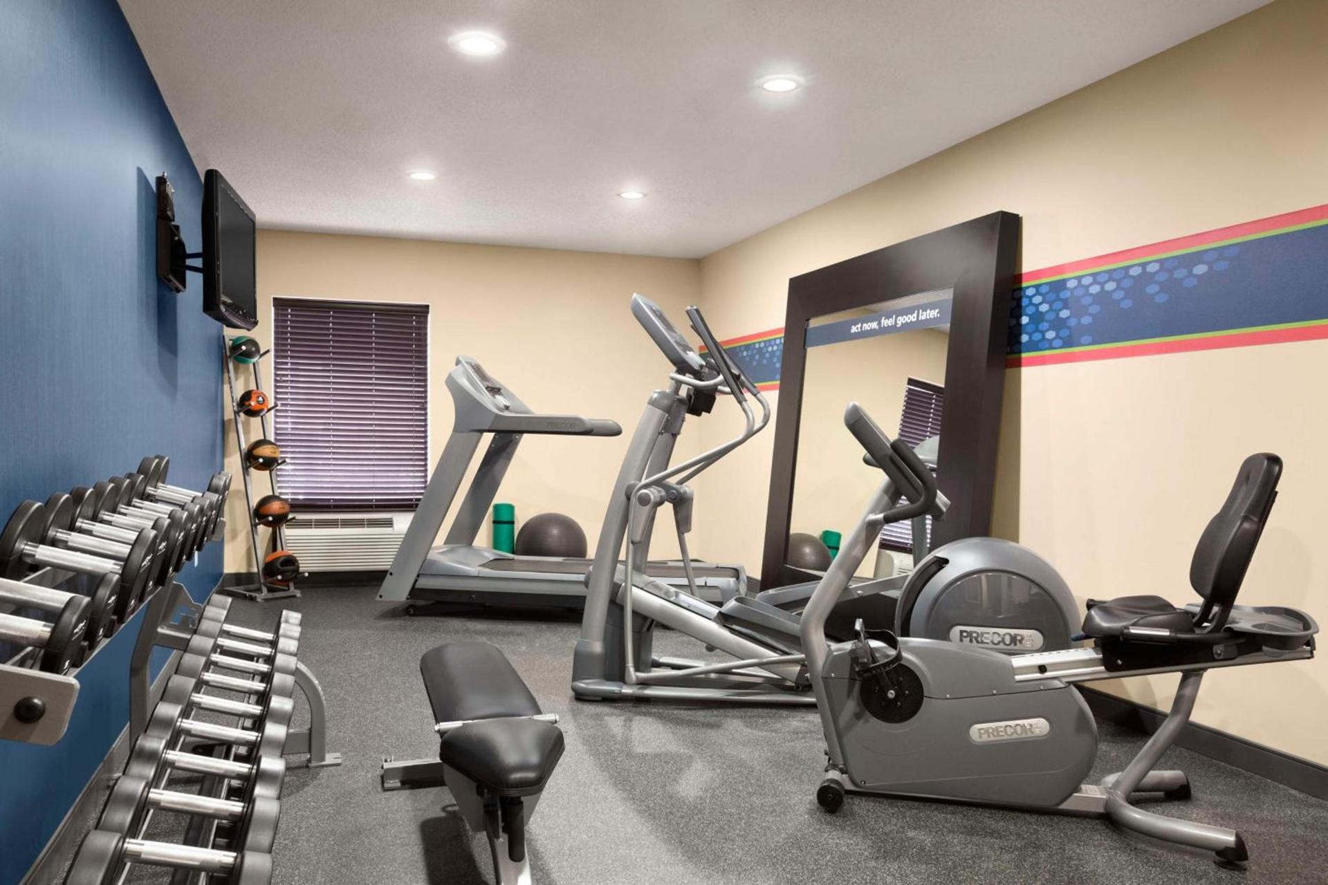 Hampton Inn Forrest City photo 10