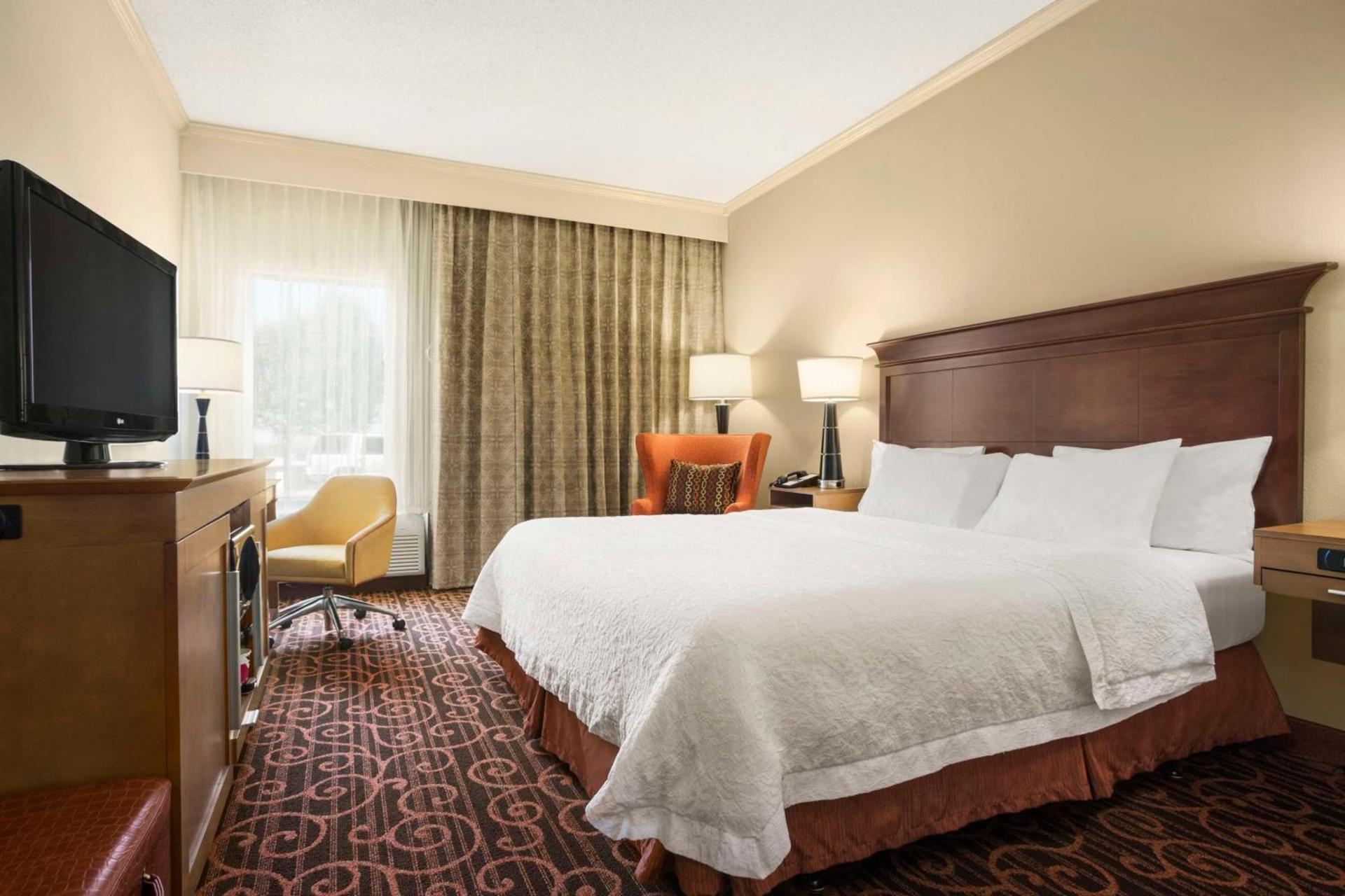 Hampton Inn Forrest City photo 14