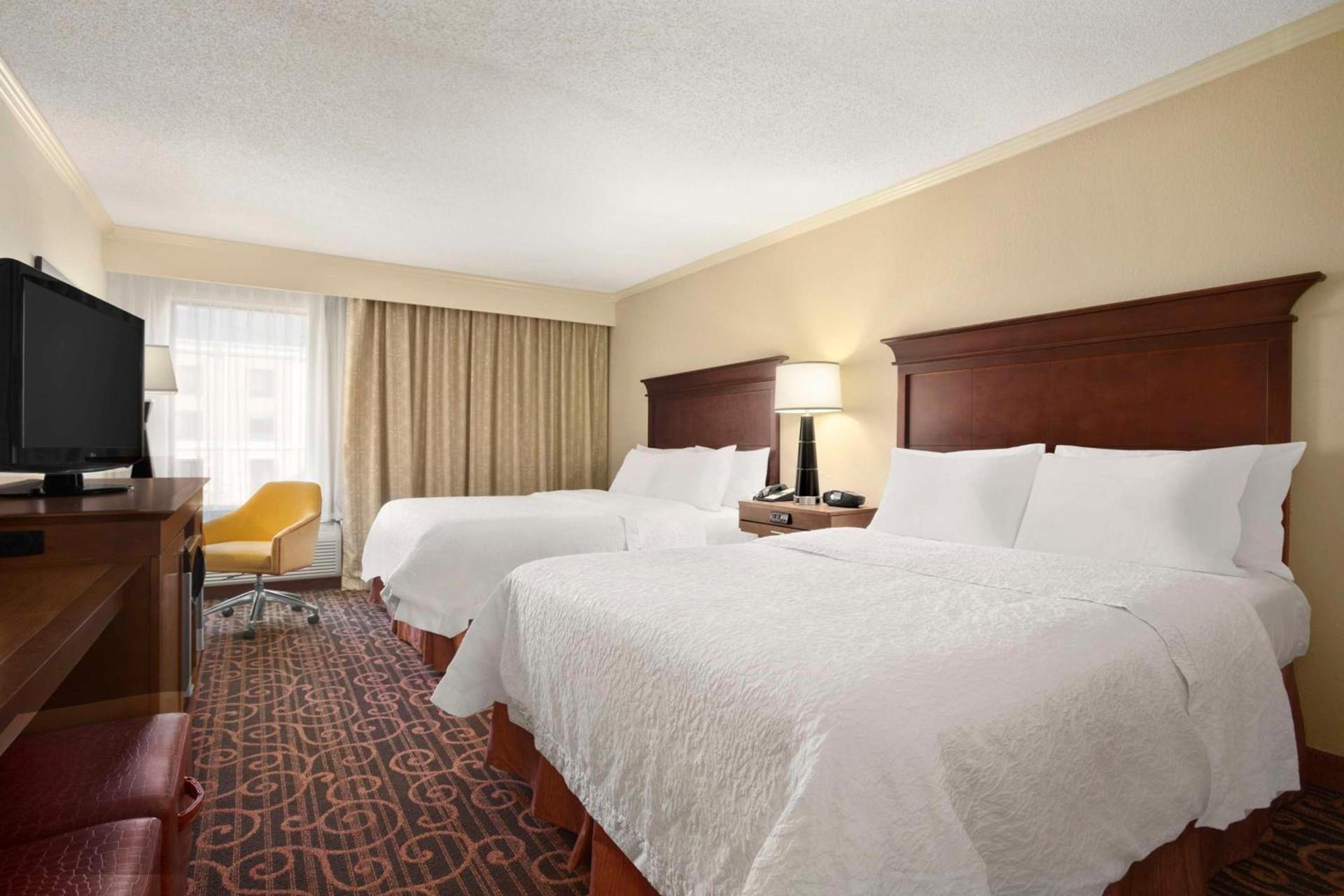 Hampton Inn Forrest City photo 18