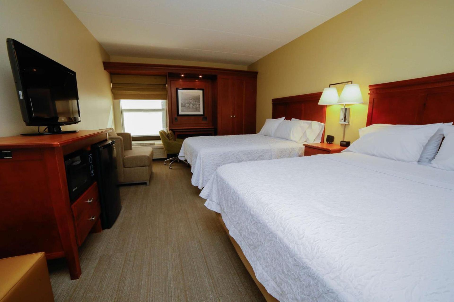 Hampton Inn Franklin, NC photo 30