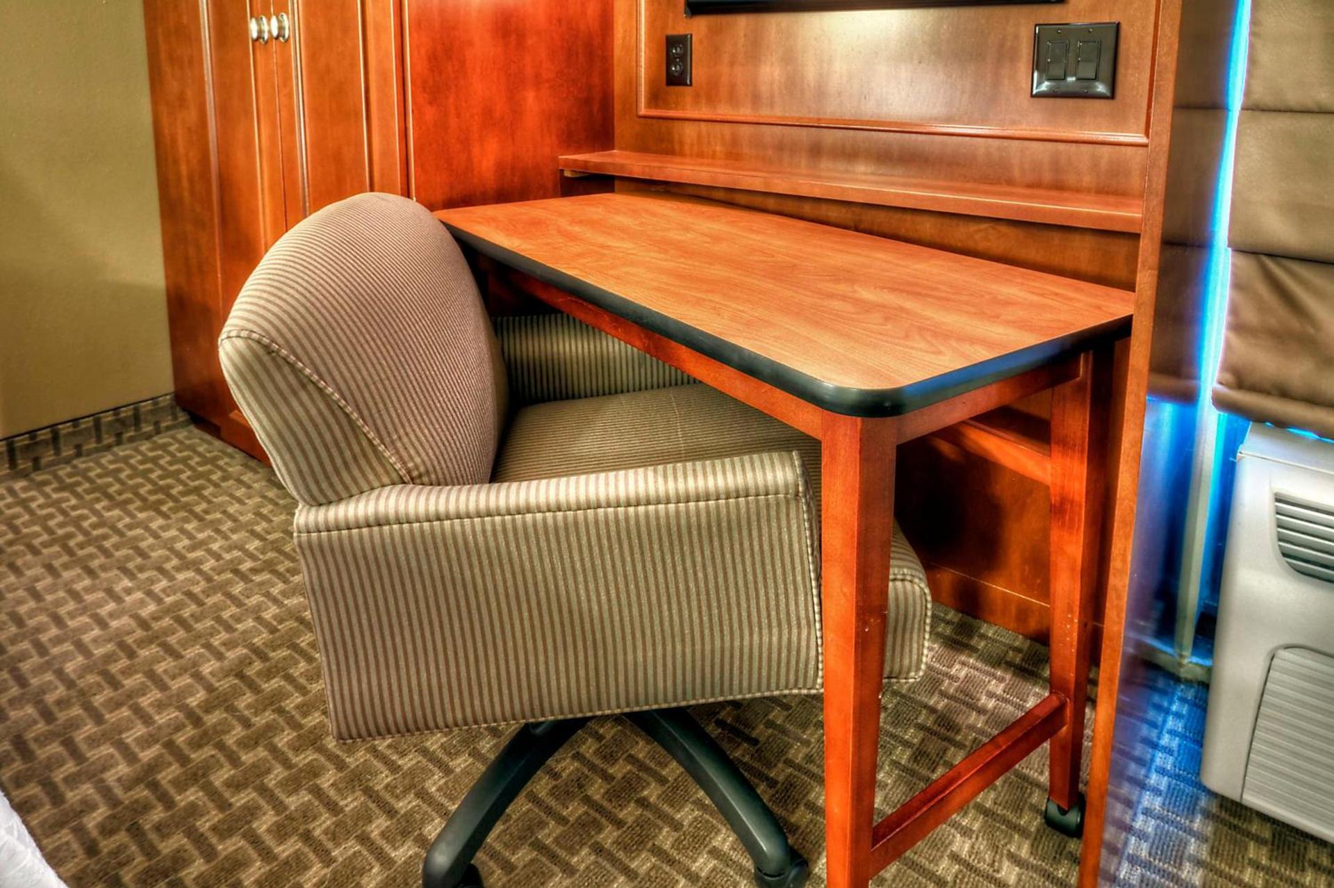 Hampton Inn Franklin, NC photo 38