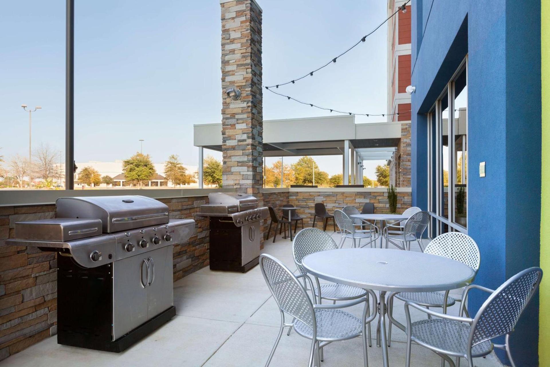 Home2Suites by Hilton Florence photo 2