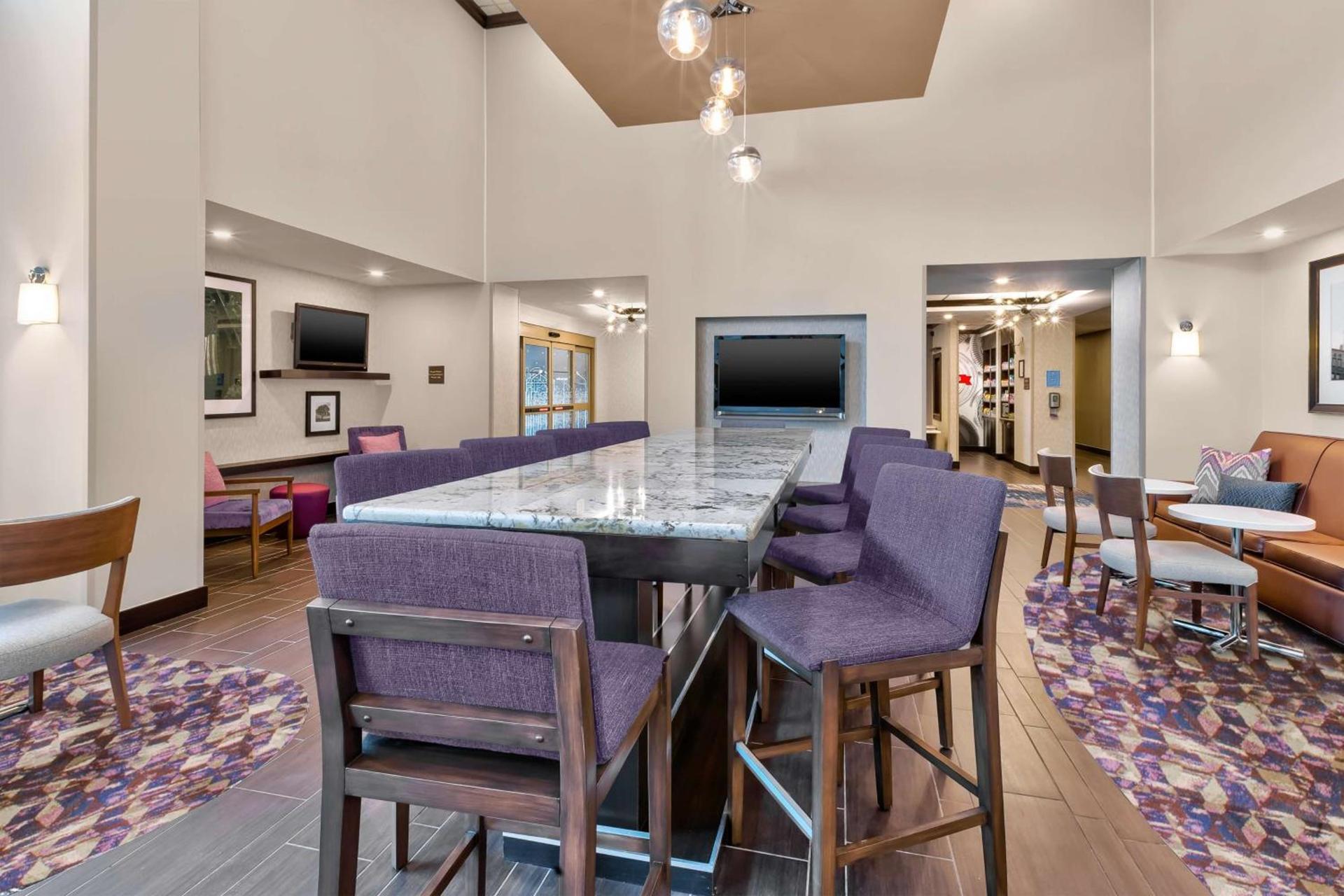 Hampton Inn and Suites Flint/Grand Blanc photo 4