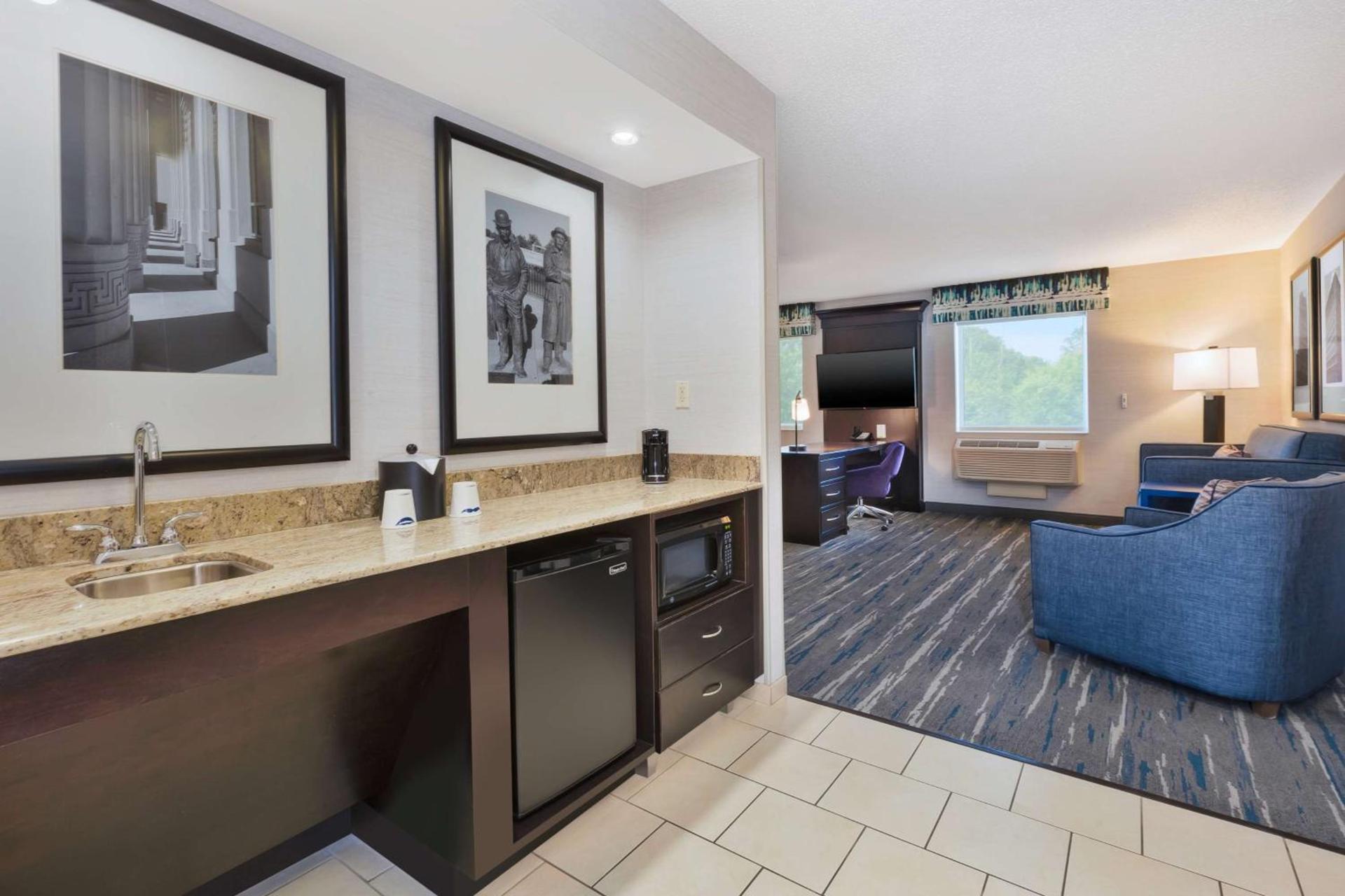 Hampton Inn and Suites Flint/Grand Blanc photo 27