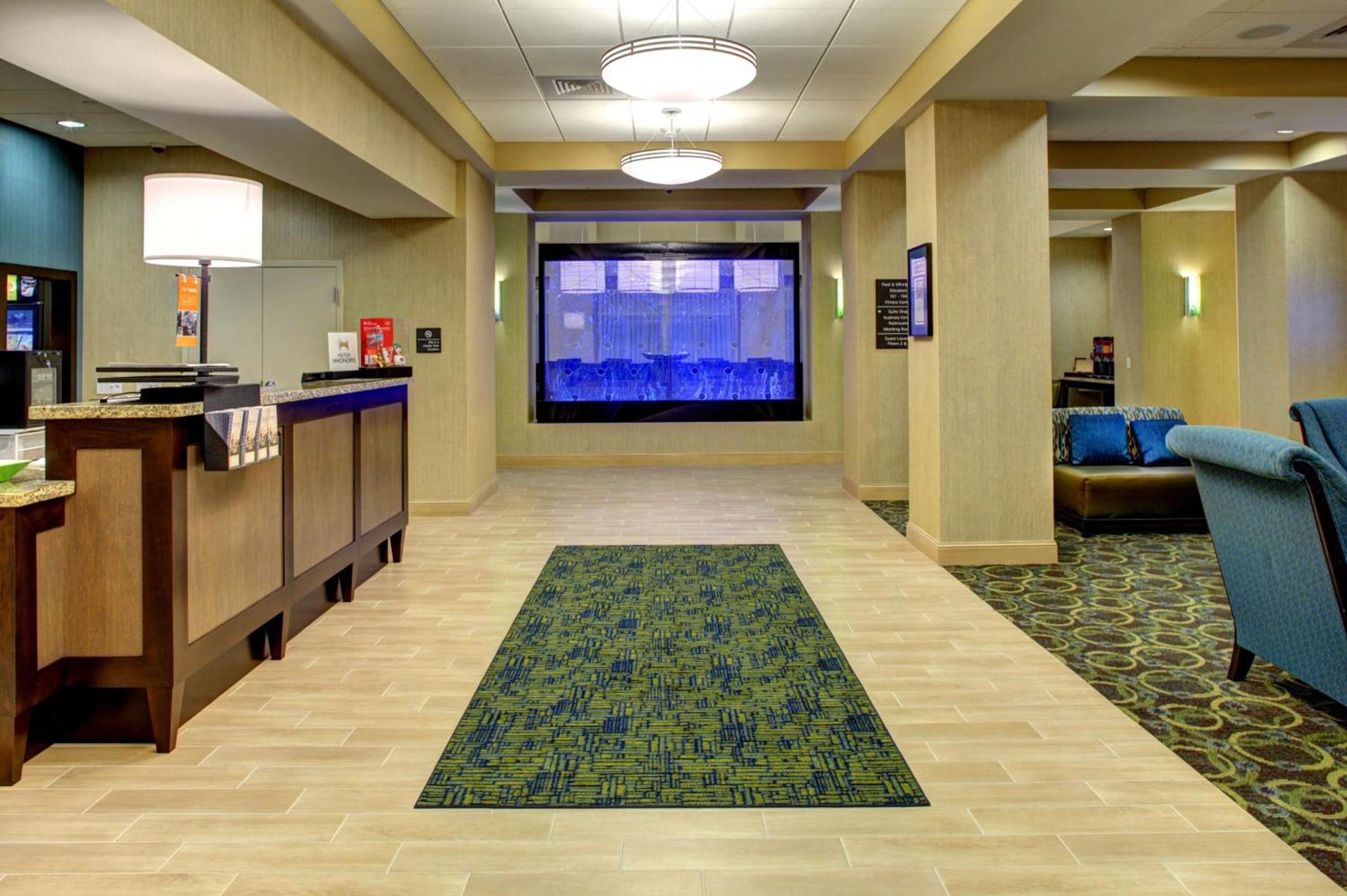 Hampton Inn and Suites Coconut Creek photo 2