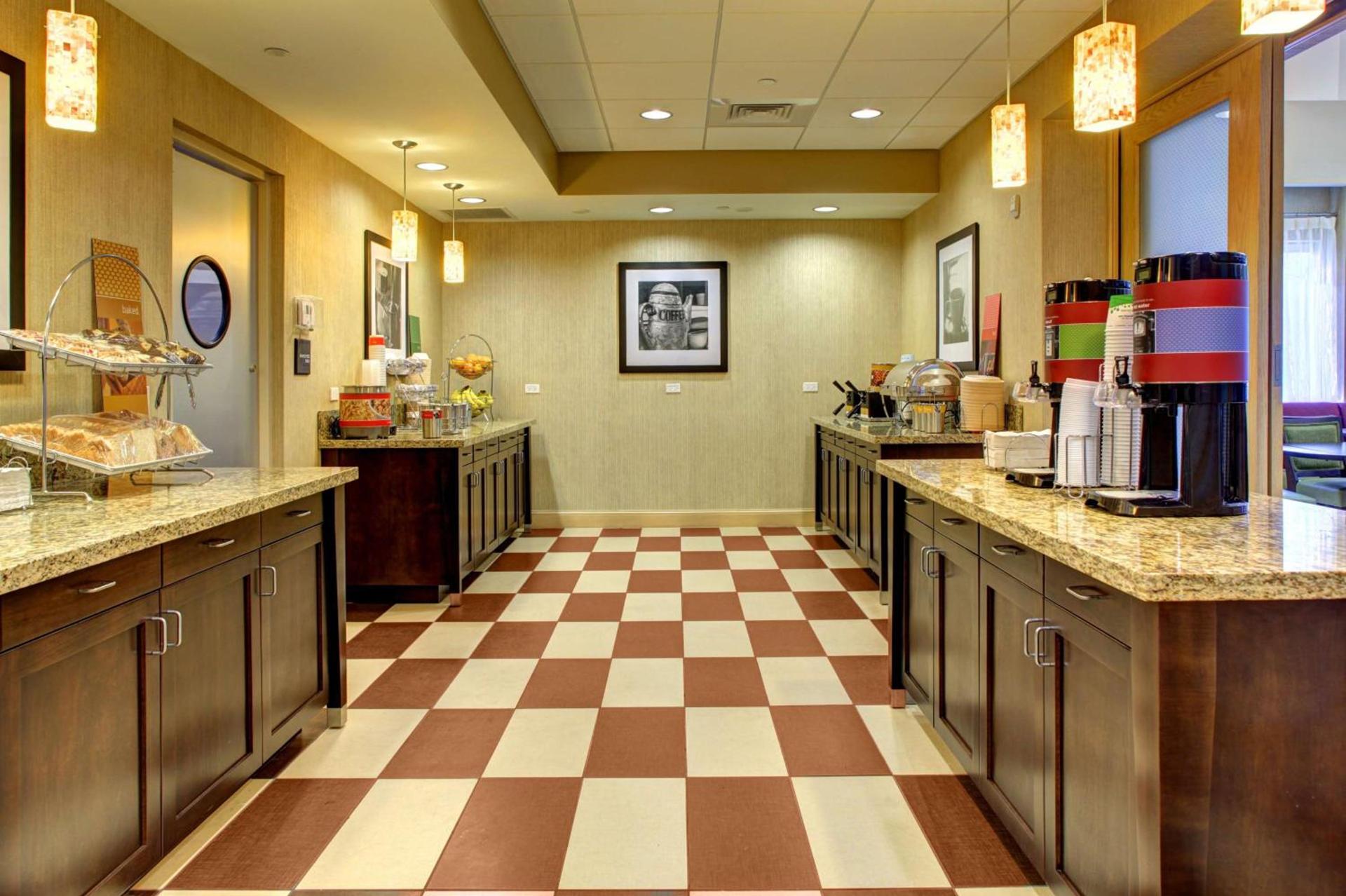 Hampton Inn and Suites Coconut Creek photo 5