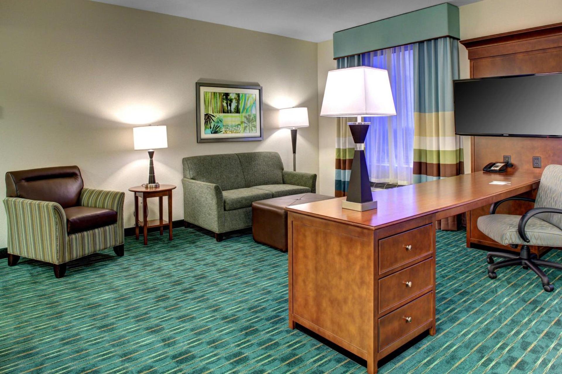Hampton Inn and Suites Coconut Creek photo 12