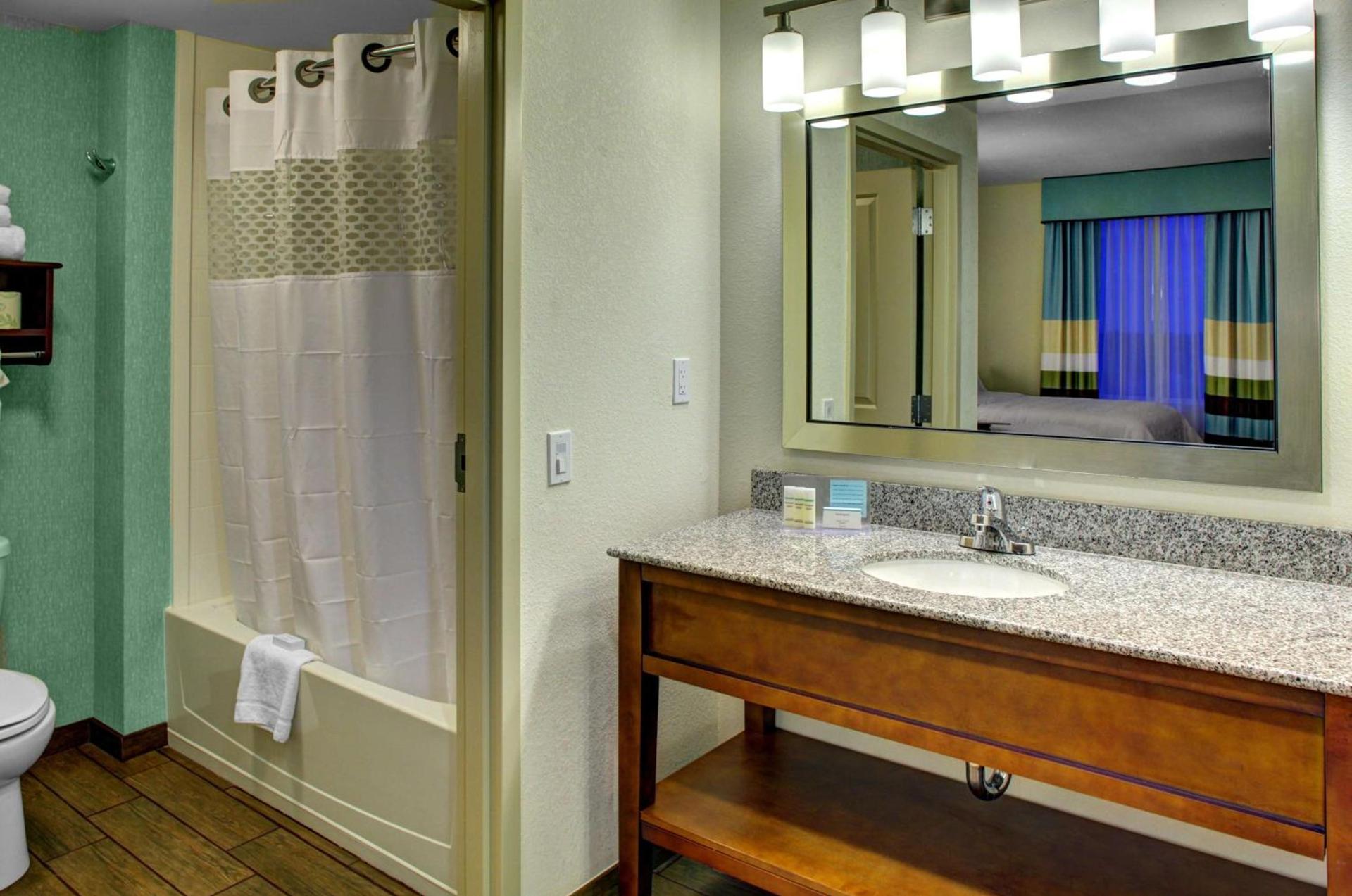 Hampton Inn and Suites Coconut Creek photo 15