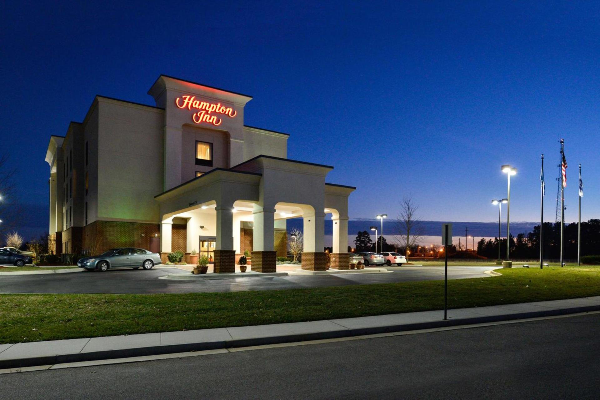 Hampton Inn Farmville photo 2