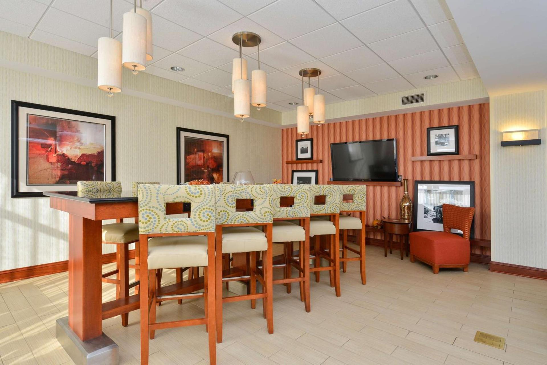Hampton Inn Farmville photo 5