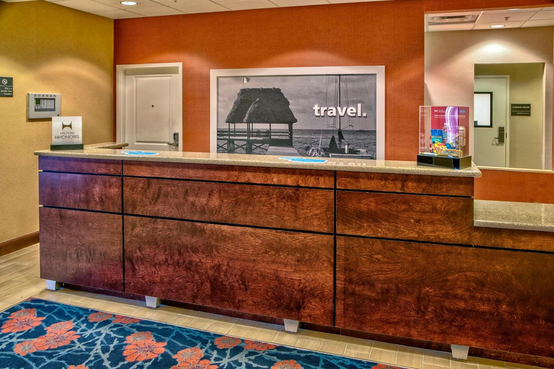 Hampton Inn & Suites Fort Myers Estero photo 3