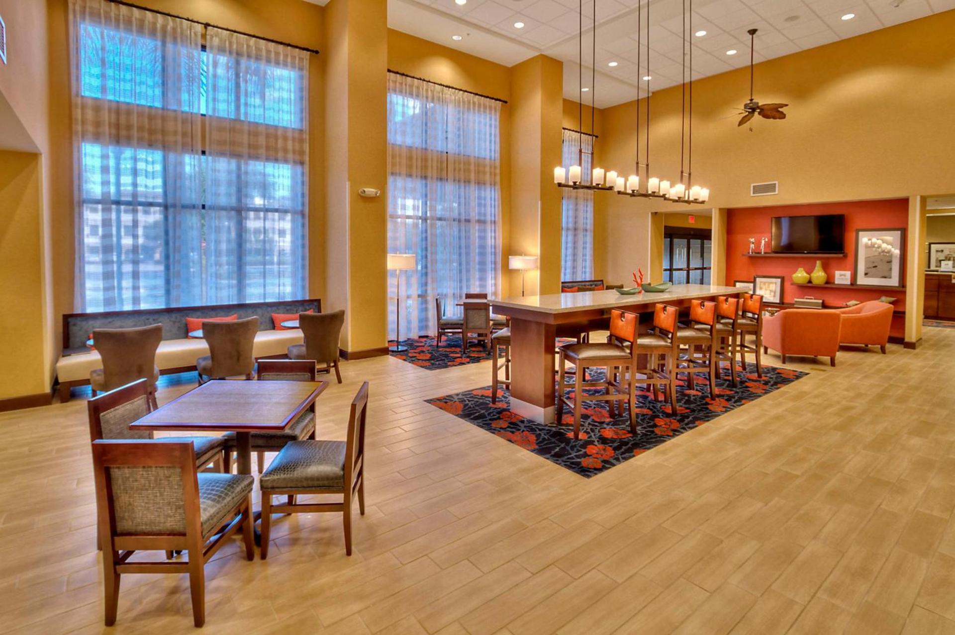 Hampton Inn & Suites Fort Myers Estero photo 6