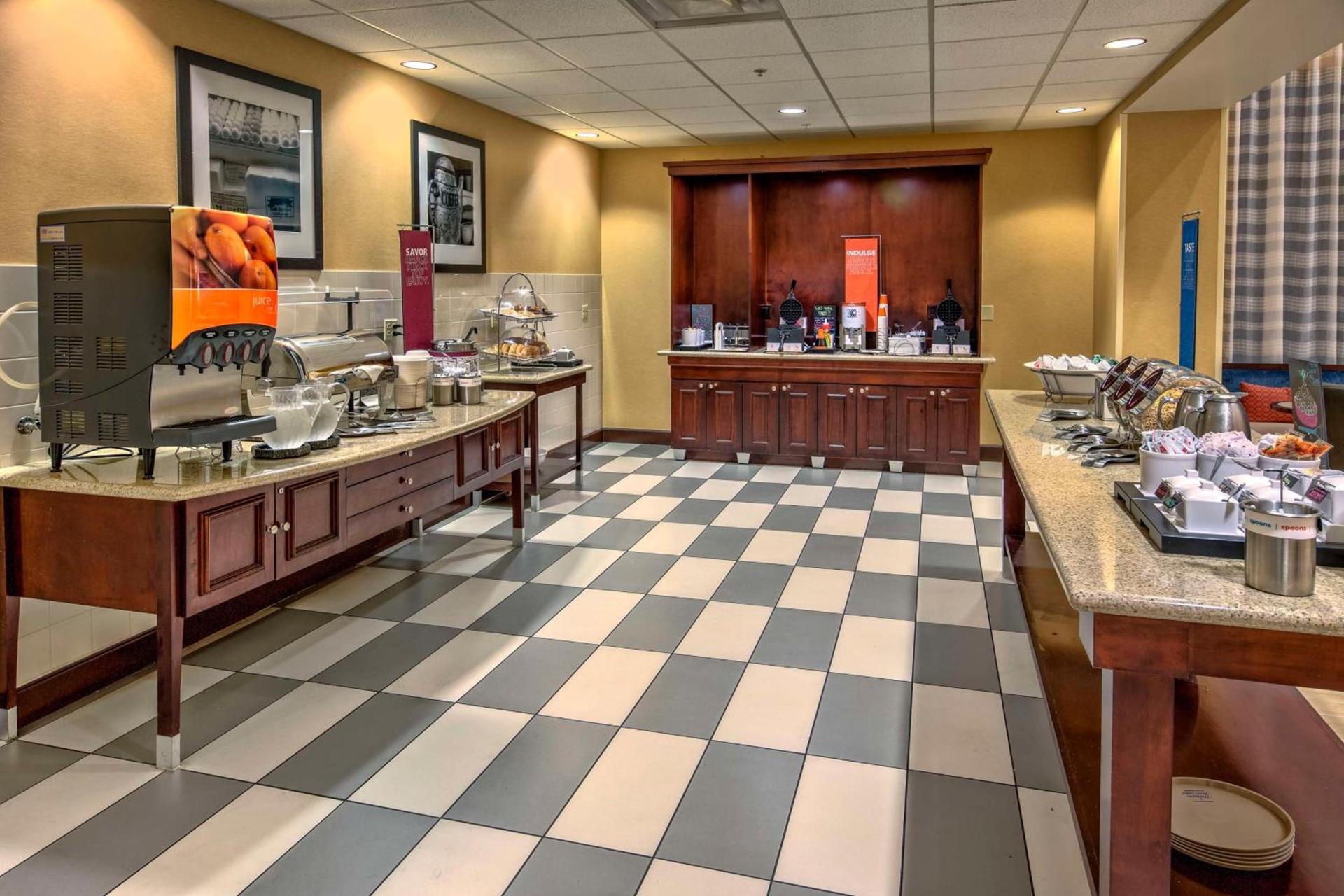 Hampton Inn & Suites Fort Myers Estero photo 8
