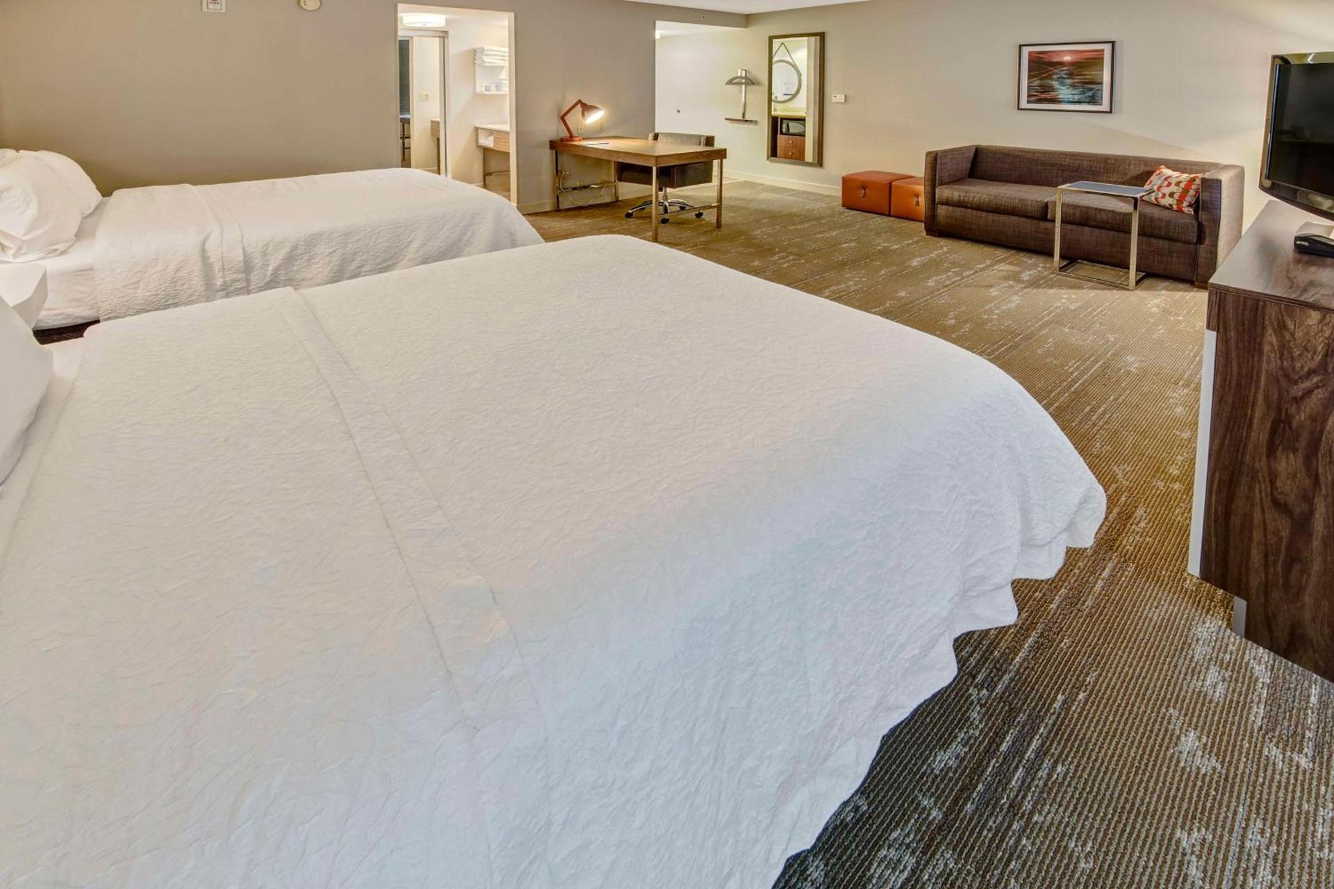 Hampton Inn & Suites Fort Myers Estero photo 18