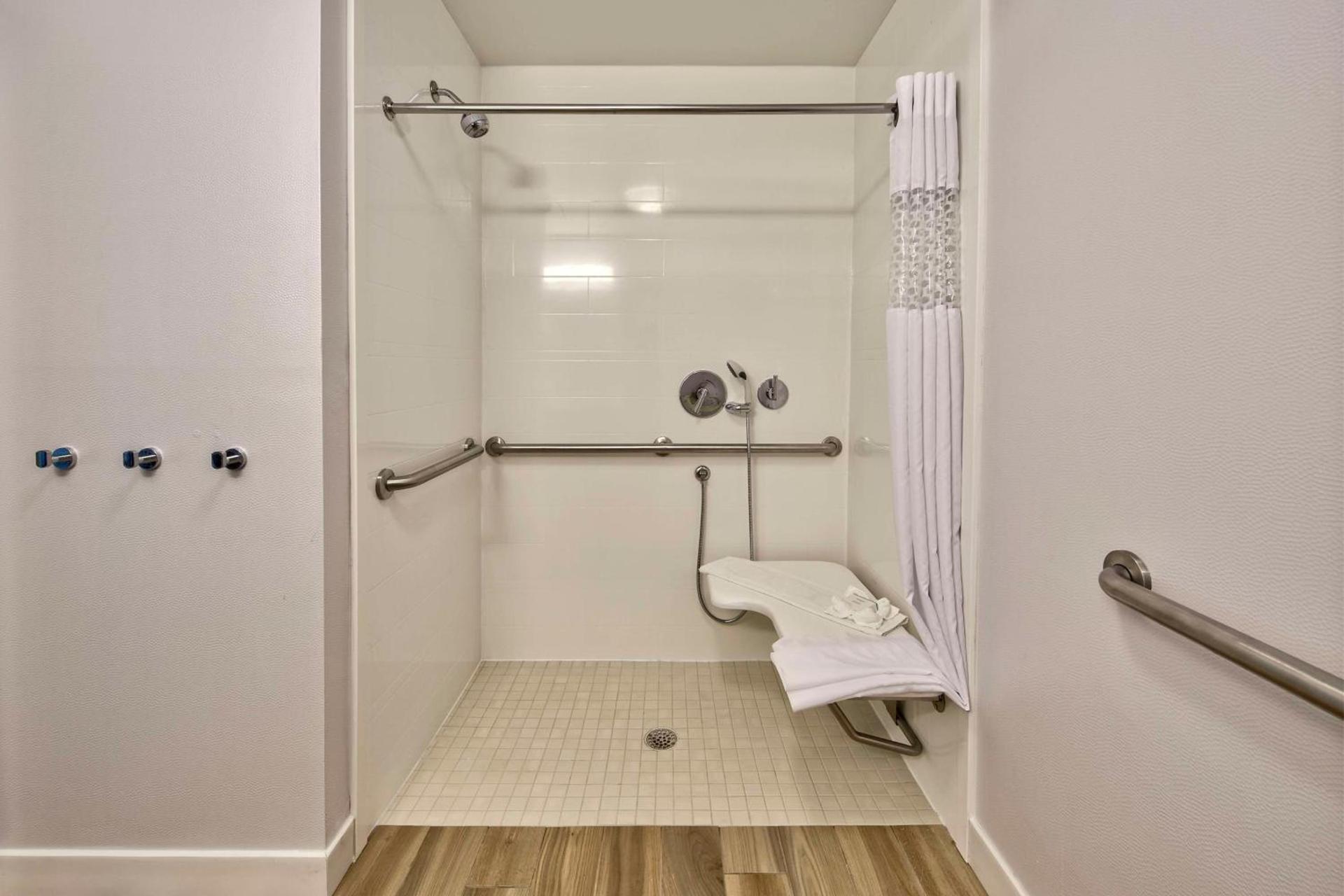 Hampton Inn & Suites Fort Myers Estero photo 20