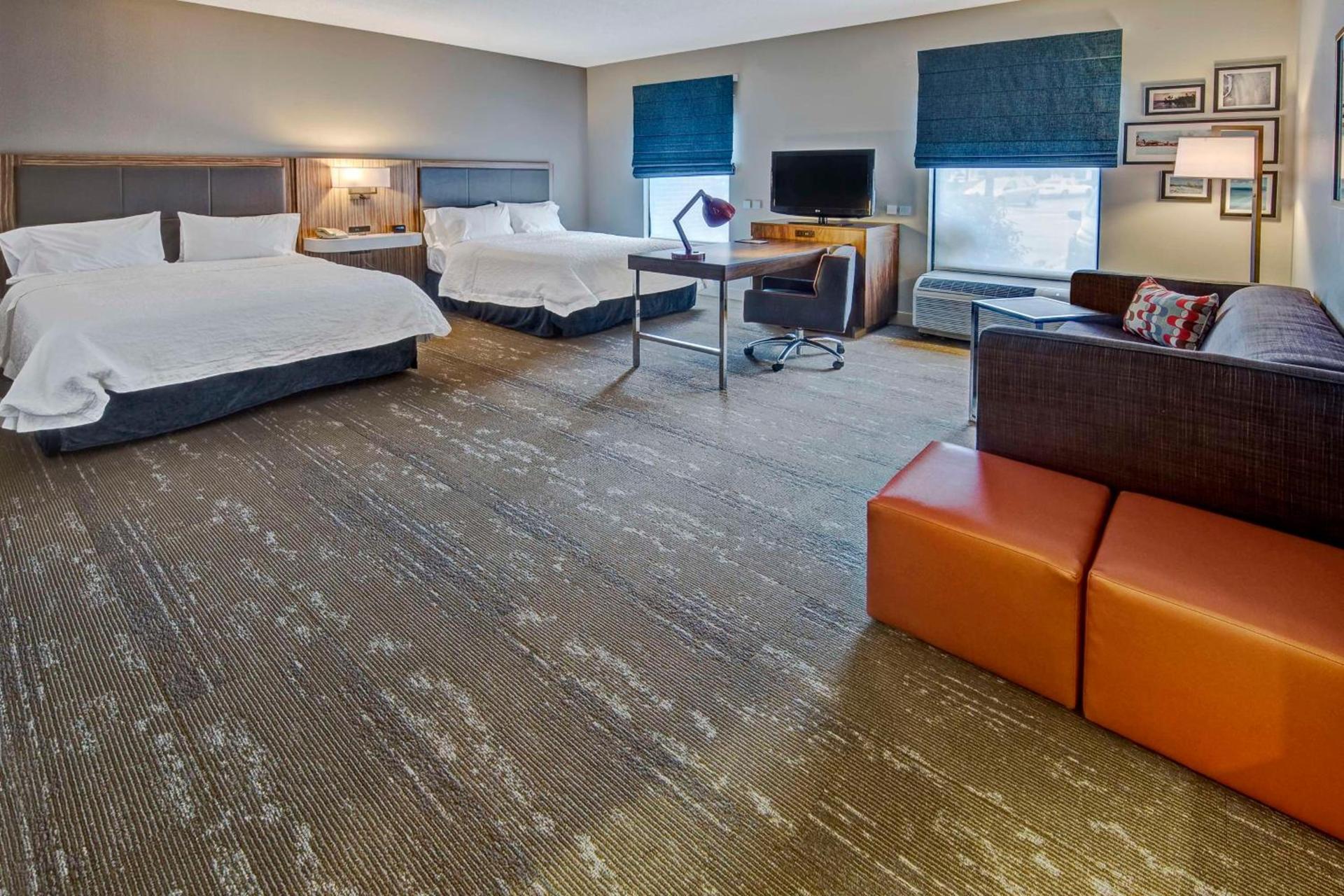 Hampton Inn & Suites Fort Myers Estero photo 22