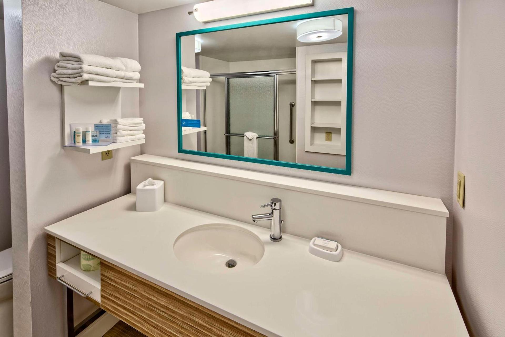 Hampton Inn & Suites Fort Myers Estero photo 32