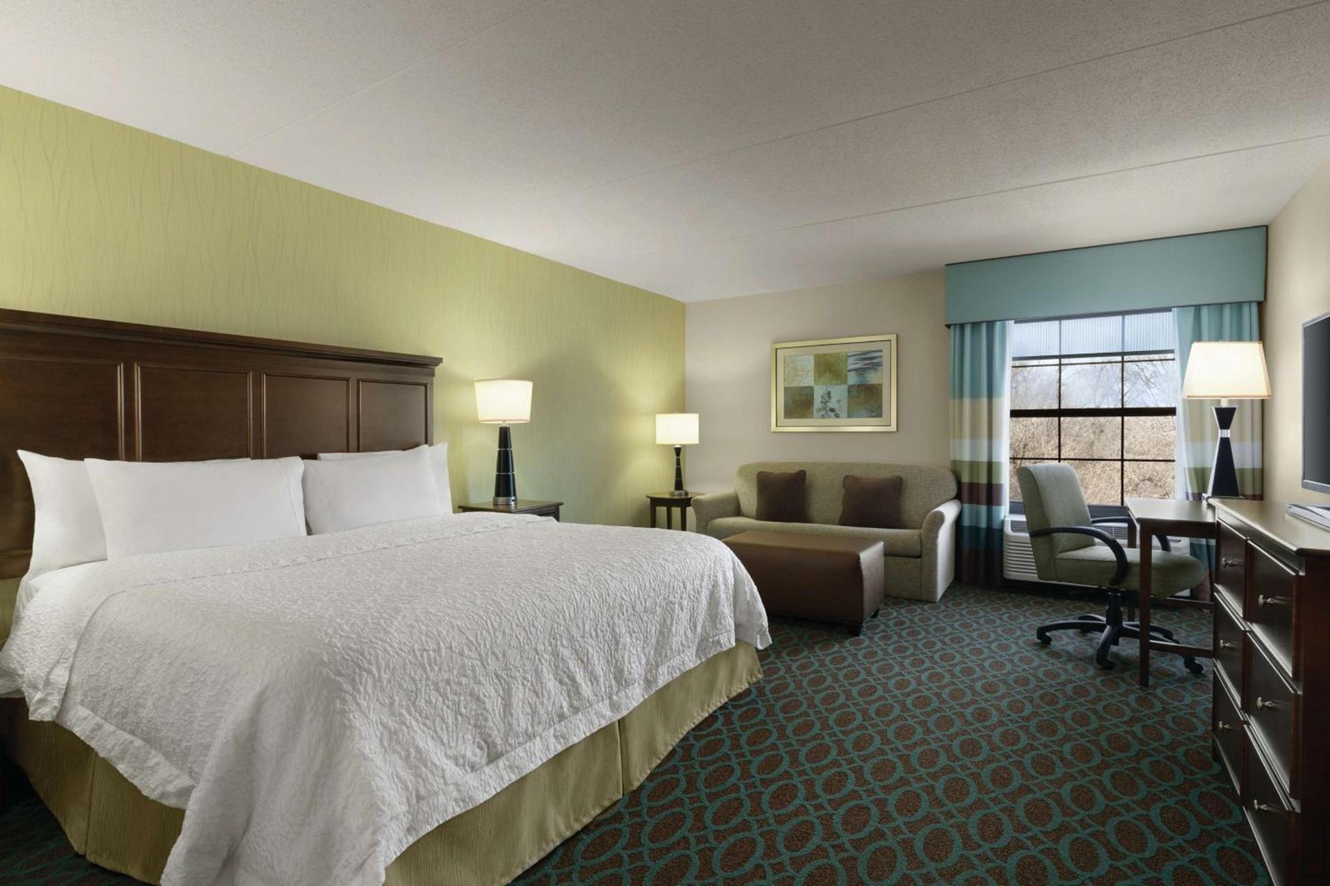Hampton Inn Franklin photo 18
