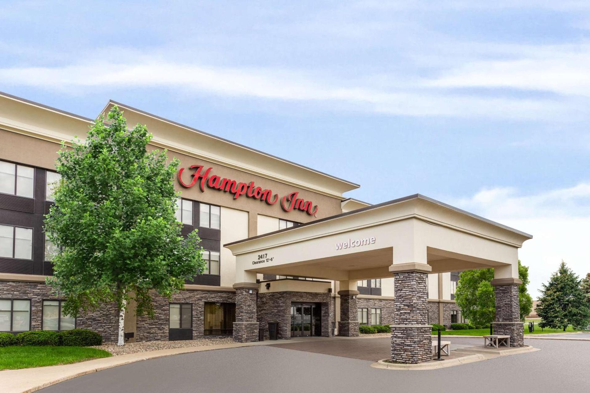 Hampton Inn Sioux Falls photo 1