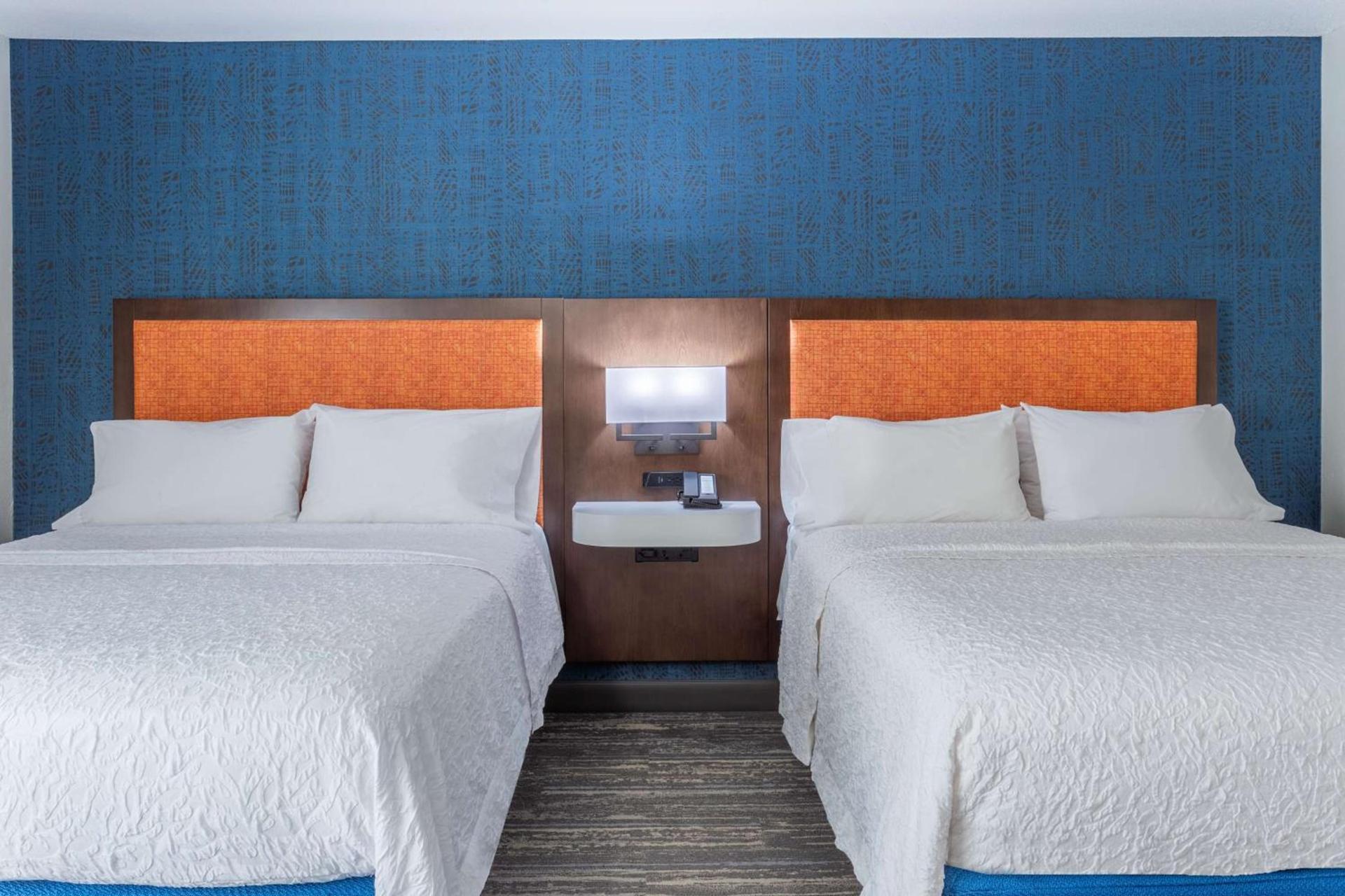 Hampton Inn Sioux Falls photo 19