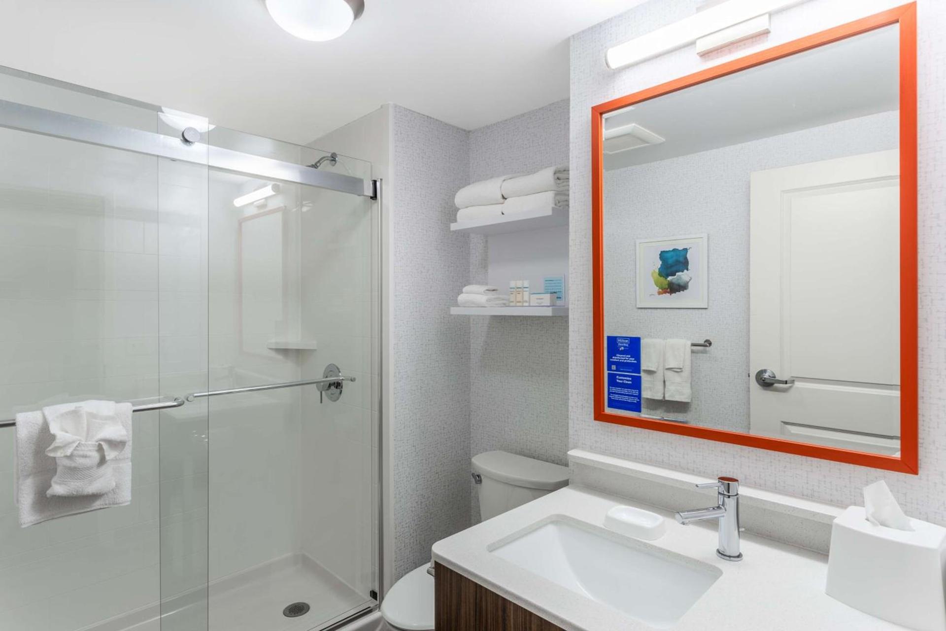 Hampton Inn Sioux Falls photo 28