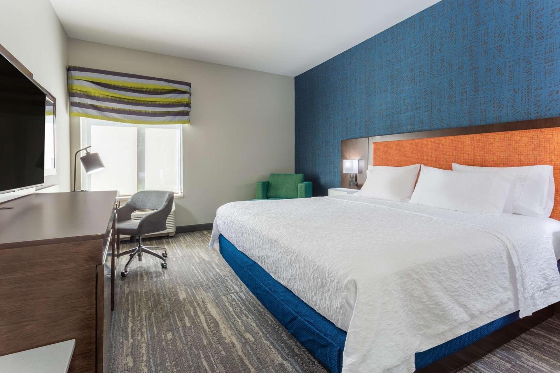 Hampton Inn Sioux Falls photo 36