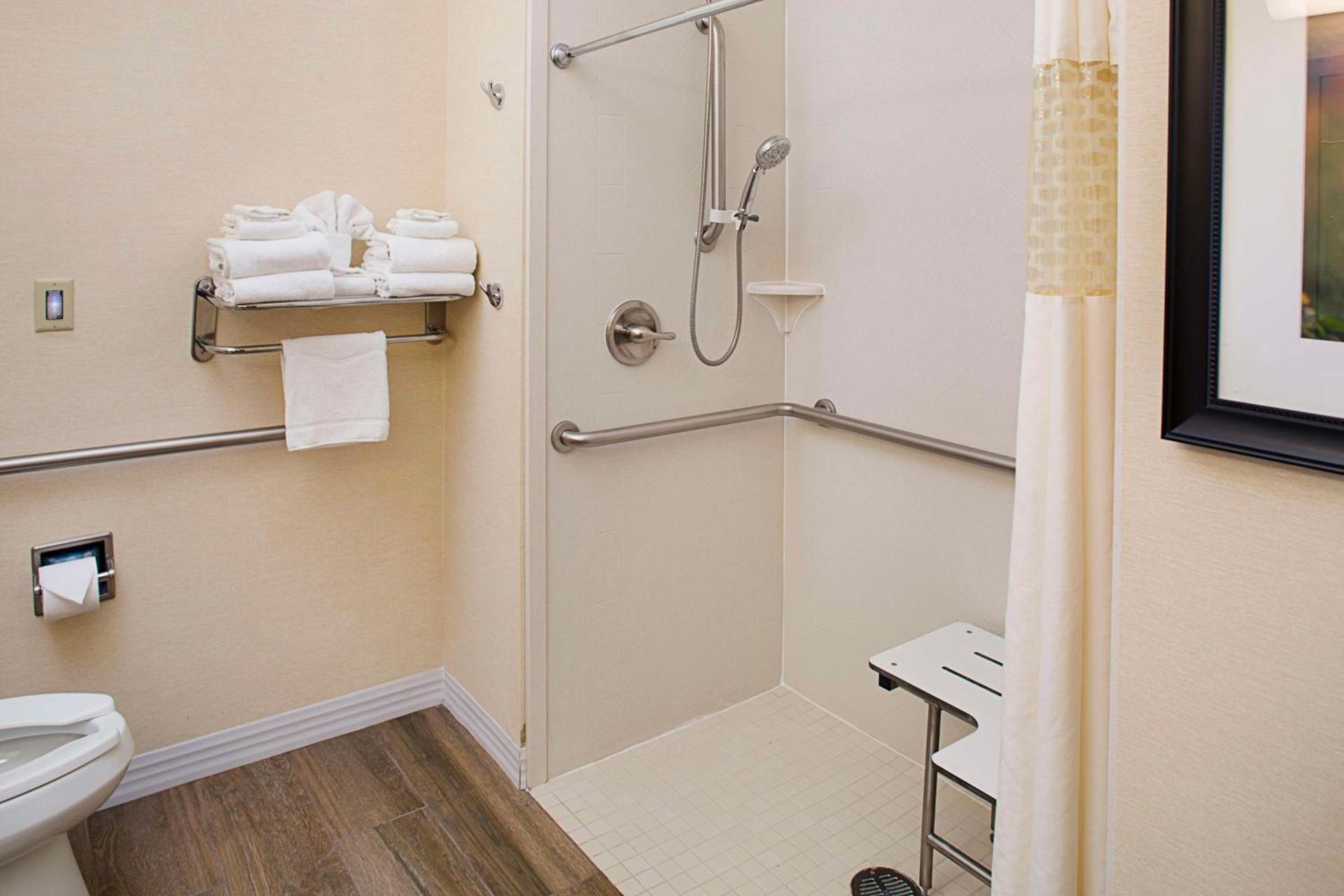 Hampton Inn & Suites - Mansfield photo 11