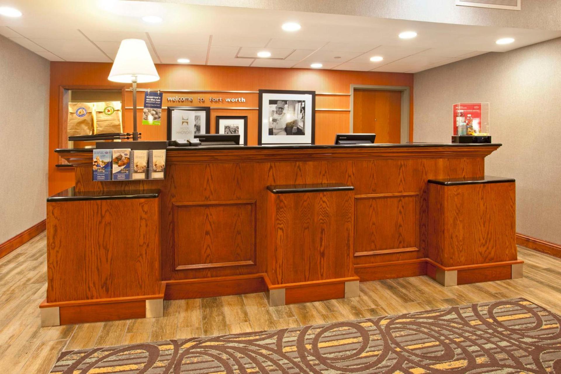 Hampton Inn & Suites Fort Worth-West-I-30 photo 4