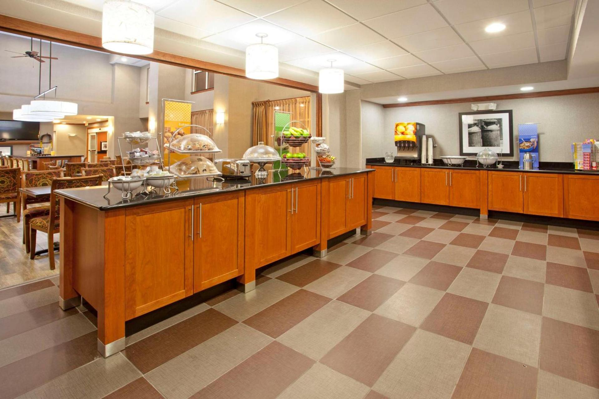 Hampton Inn & Suites Fort Worth-West-I-30 photo 12