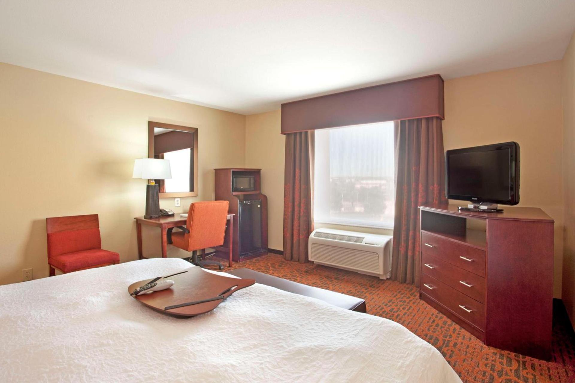 Hampton Inn & Suites Fort Worth-West-I-30 photo 37