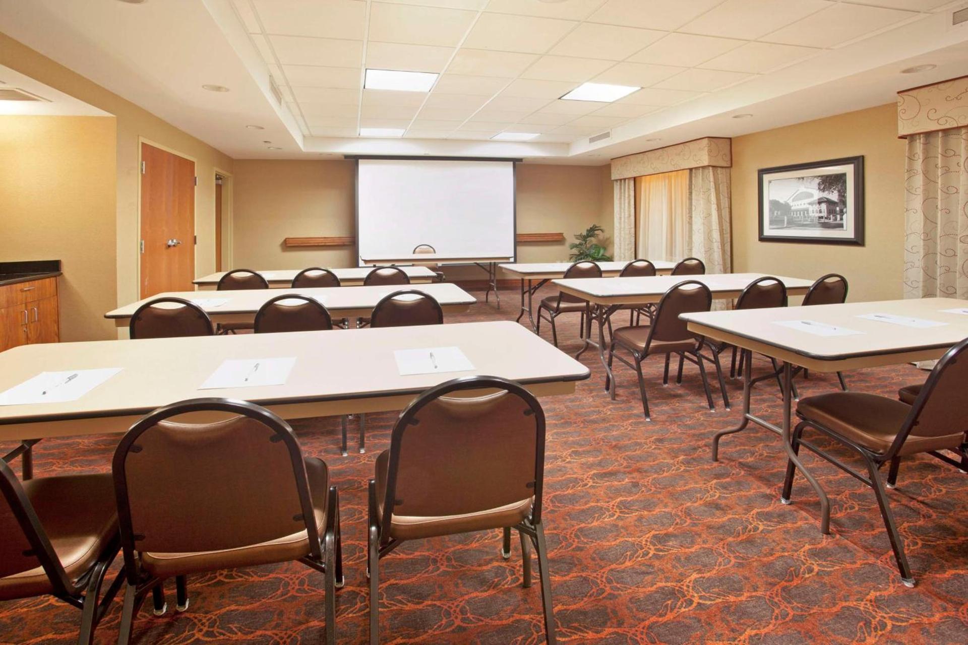 Hampton Inn & Suites Fort Worth-West-I-30 photo 42
