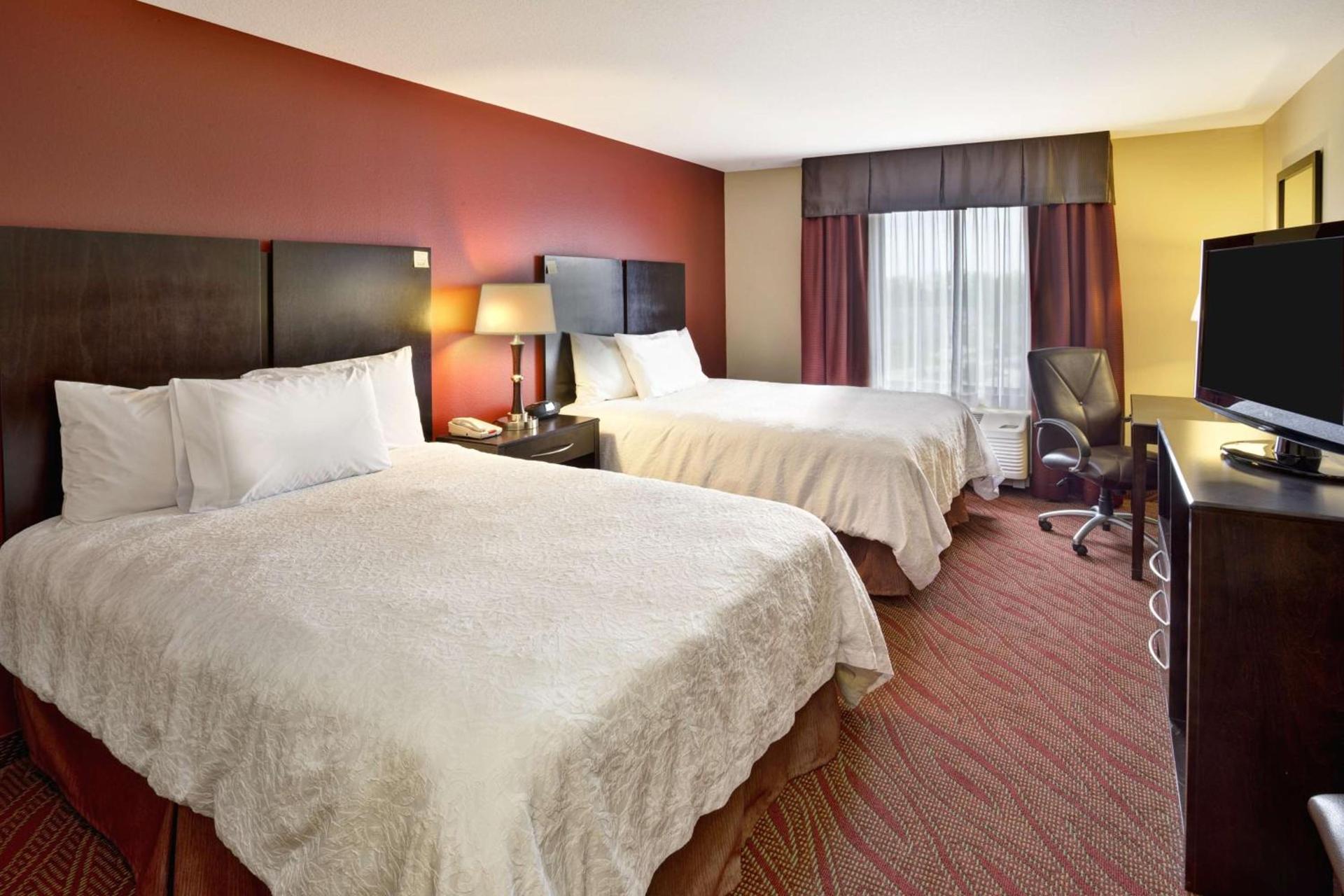 Hampton Inn Ft Wayne photo 9