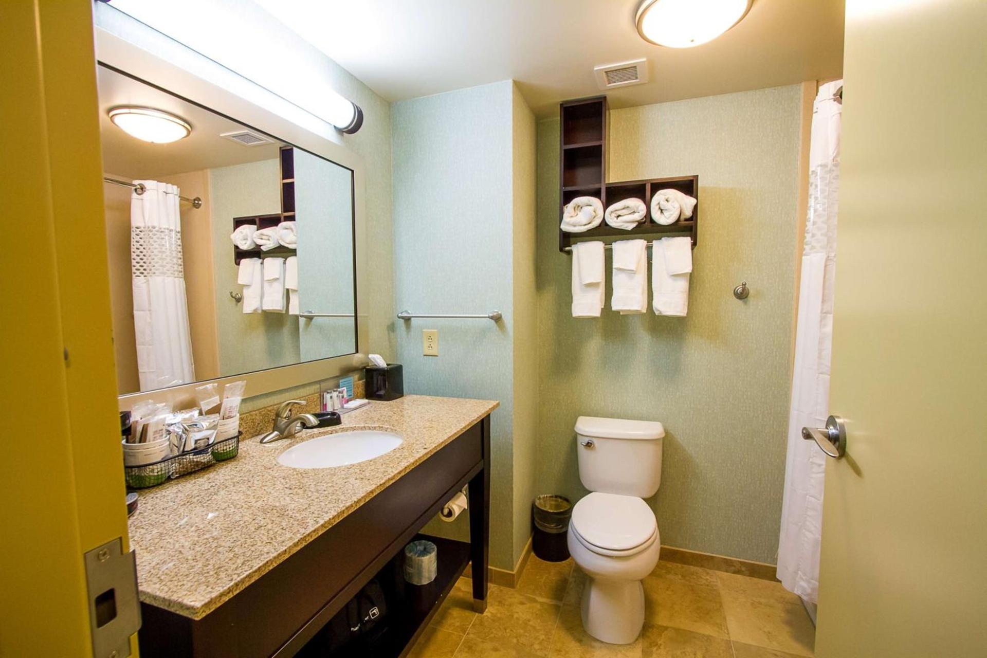 Hampton Inn Fayetteville photo 14