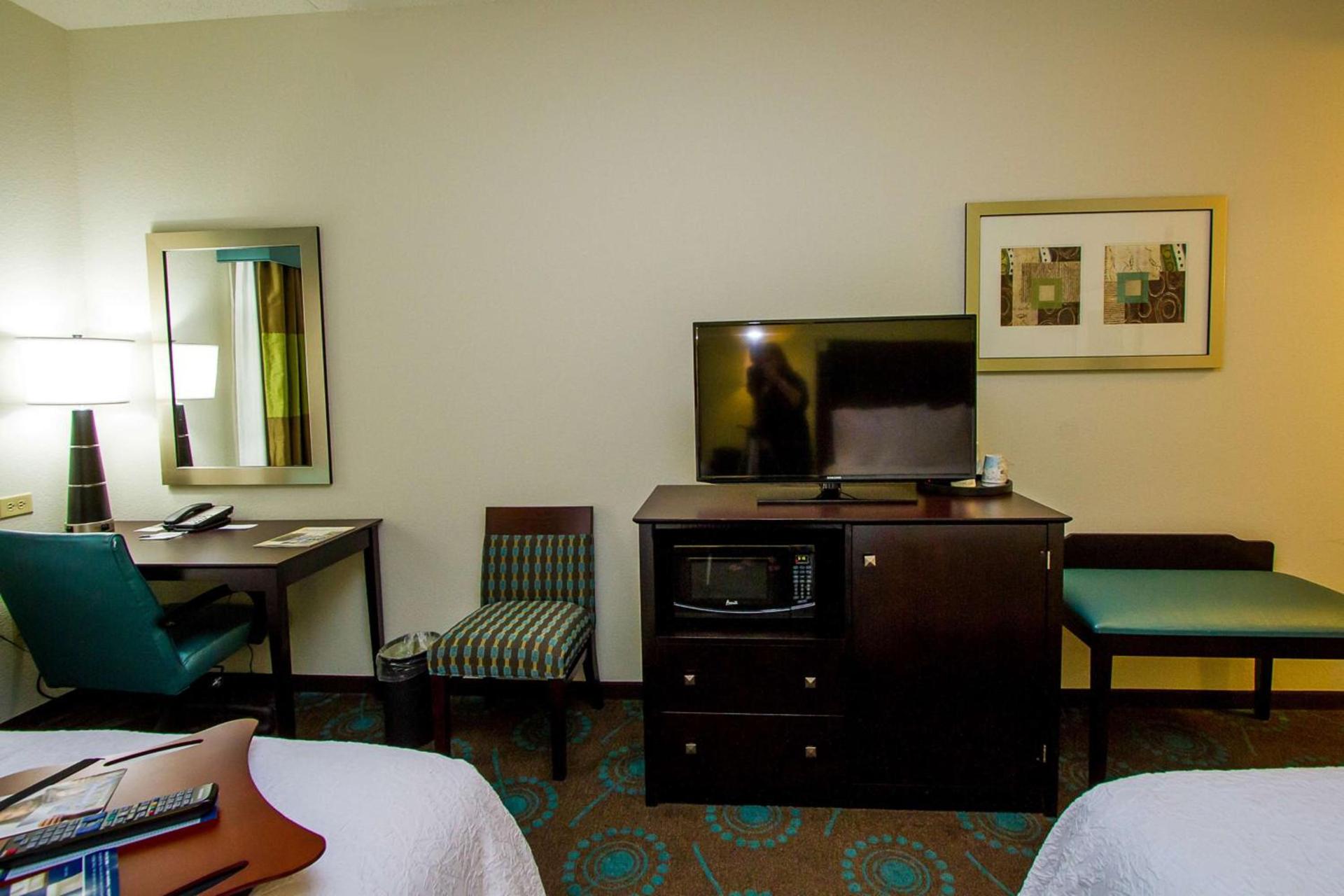Hampton Inn Fayetteville photo 19