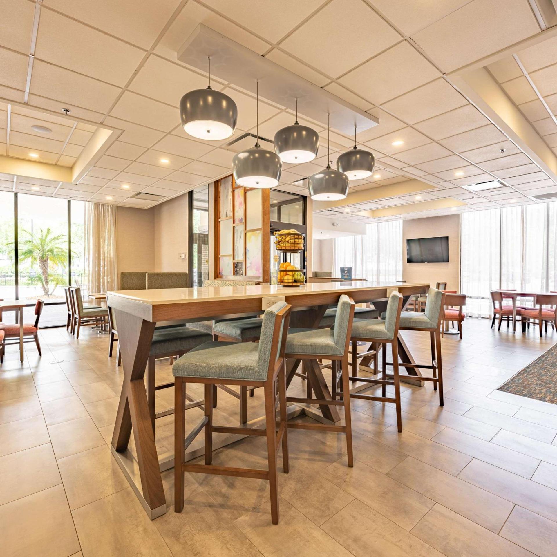 Hampton Inn Gainesville photo 5