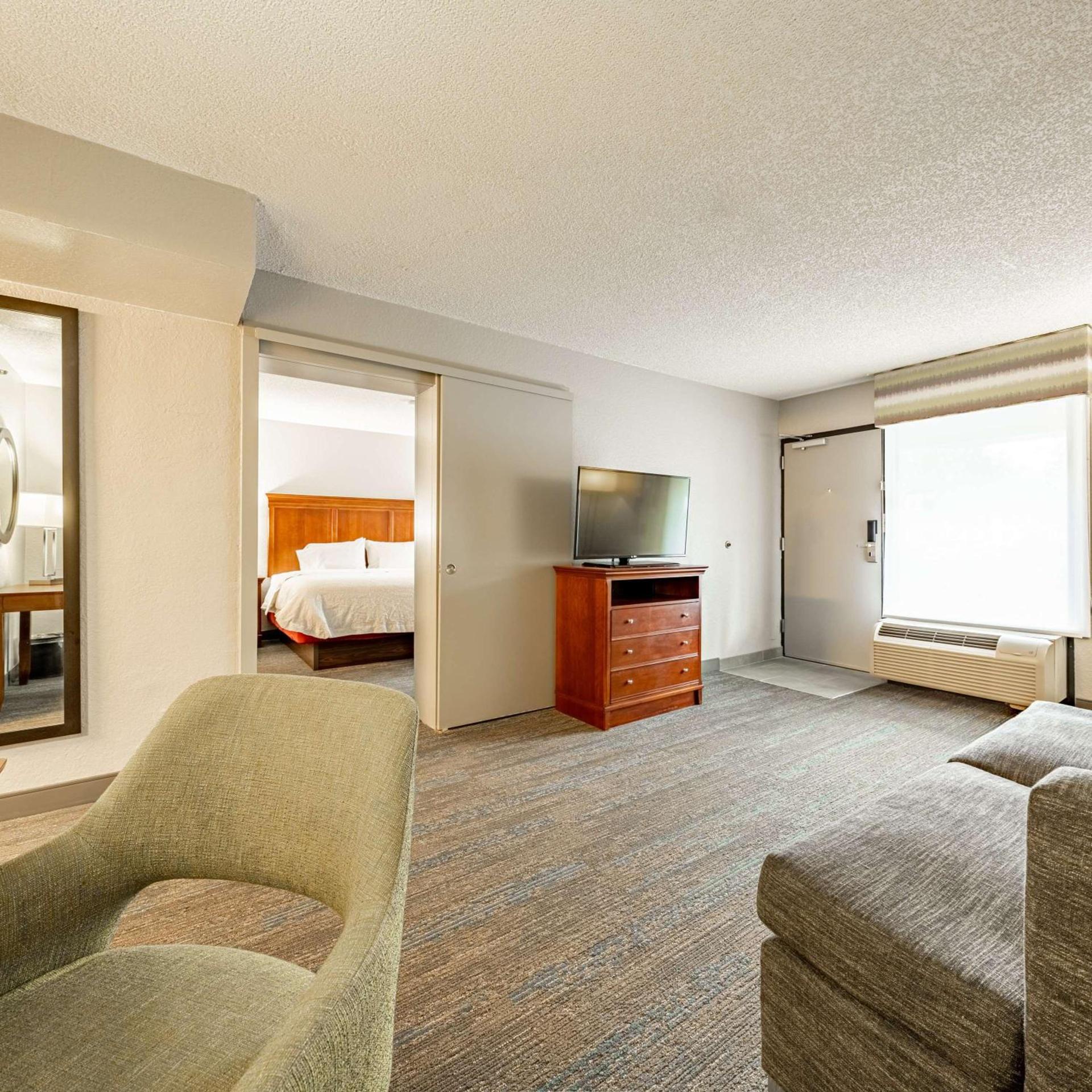 Hampton Inn Gainesville photo 44