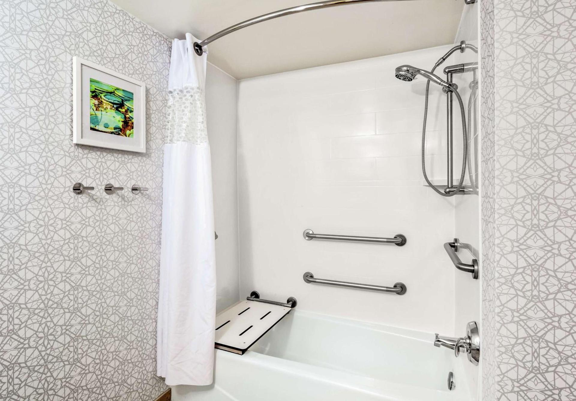 Hampton Inn Gainesville photo 52