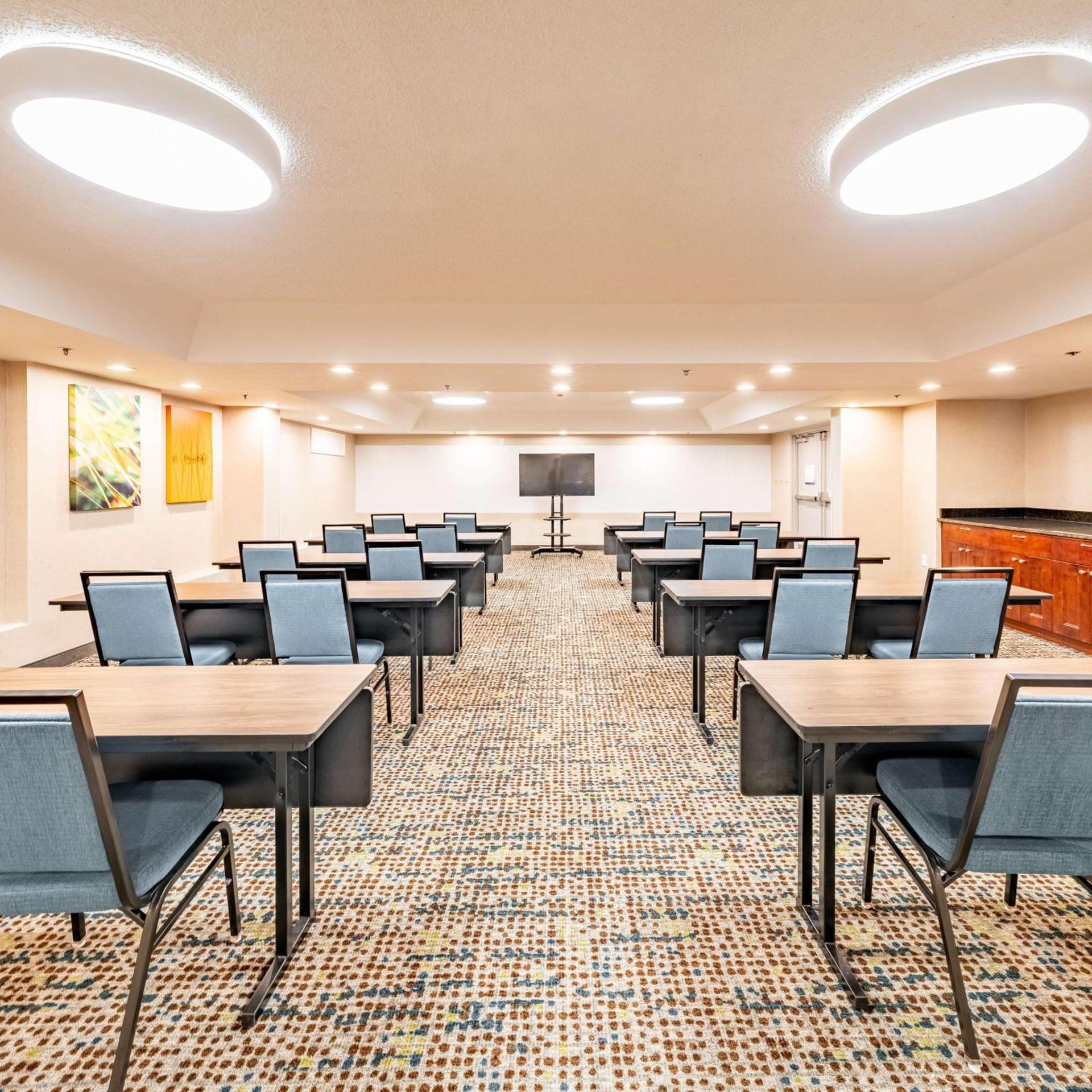Hampton Inn Gainesville photo 54