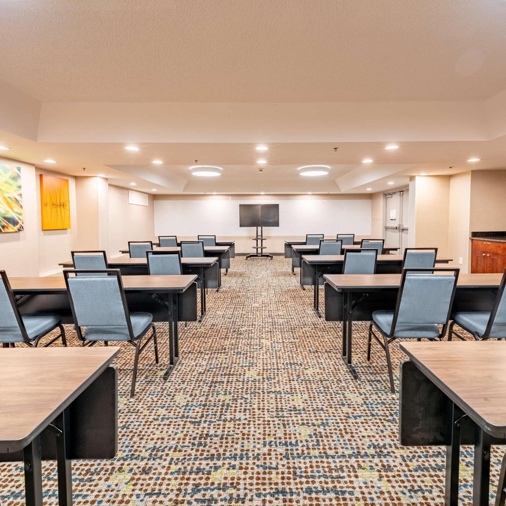 Hampton Inn Gainesville photo 55